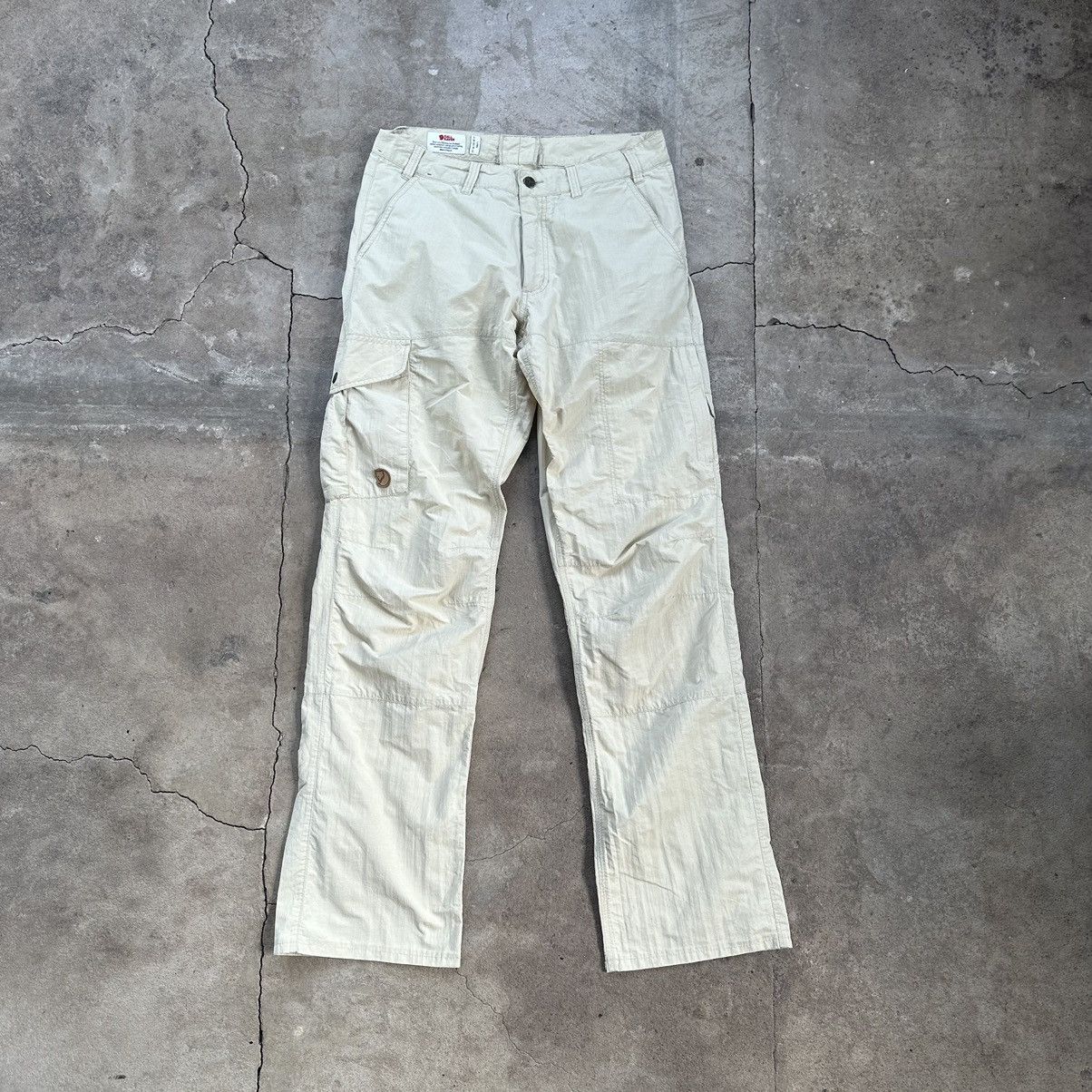 Fjallraven Fjallraven G1000 Vintage Outdoor Cargo Pants Size US 30 / EU 46 - 1 Thumbnail