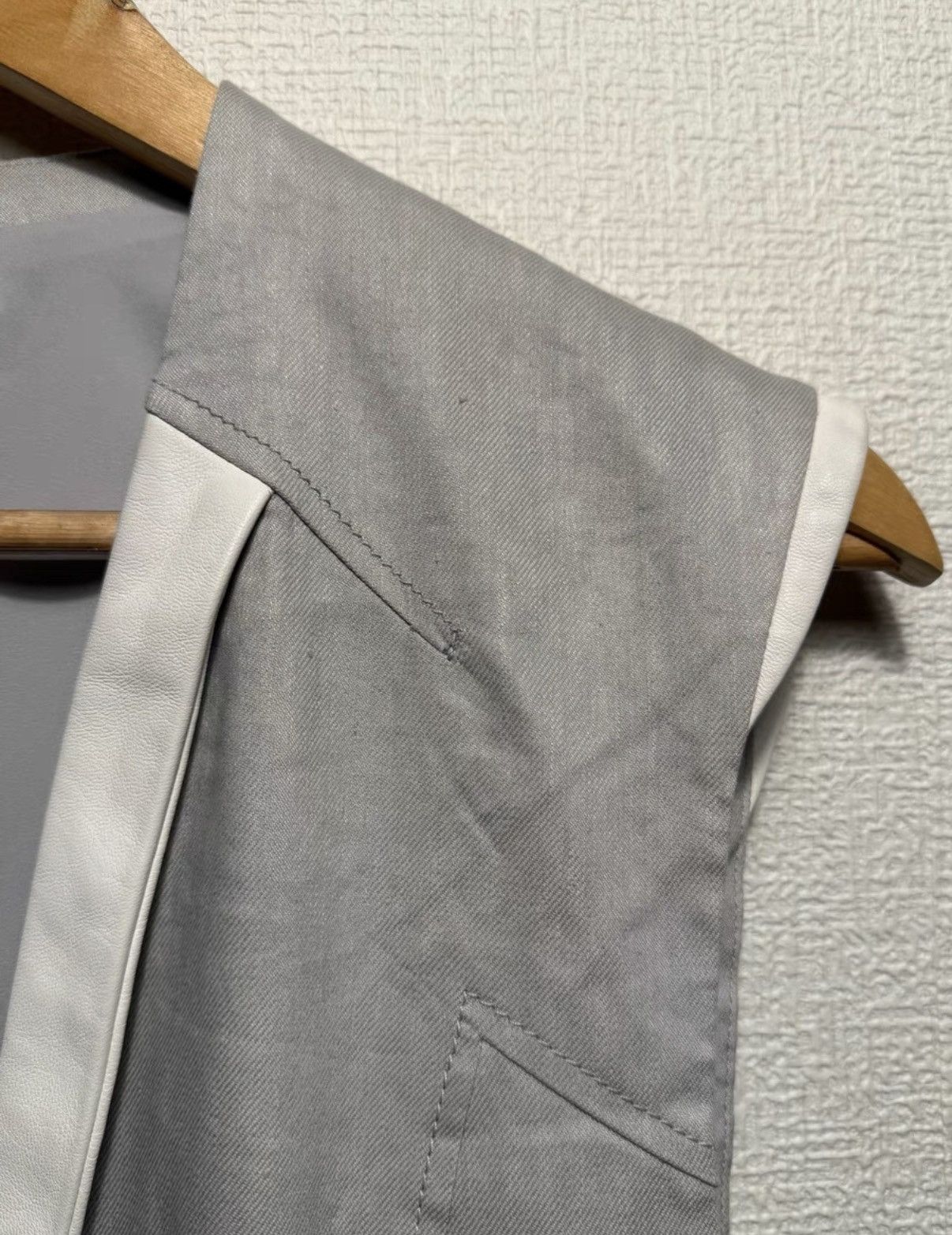 Helmut Lang Helmut Lang Silver Gray Leather Panel Vest K24 Size US L / EU 52-54 / 3 - 4 Thumbnail