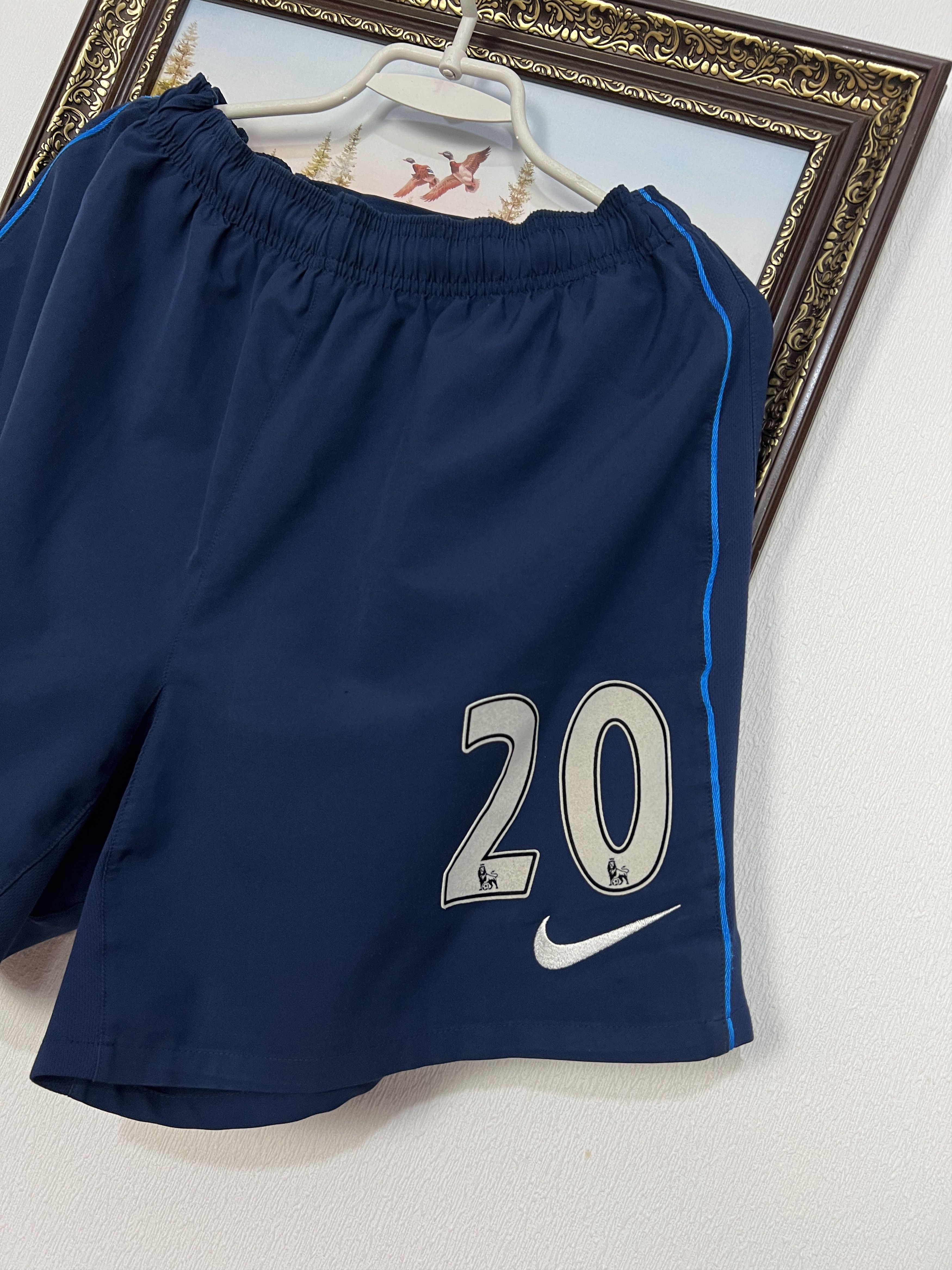 Nike Vintage Arsenal Football Shorts #20 Djourou Player Issue Size US 34 / EU 50 - 2 Thumbnail