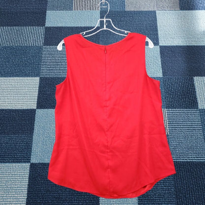 Ann Taylor Ann Taylor Tank Womens L Red Top Camisole Sleeveless Zip Keyhole Neck Round Neck (Solid) Size L / US 10 / IT 46 - 1 Thumbnail