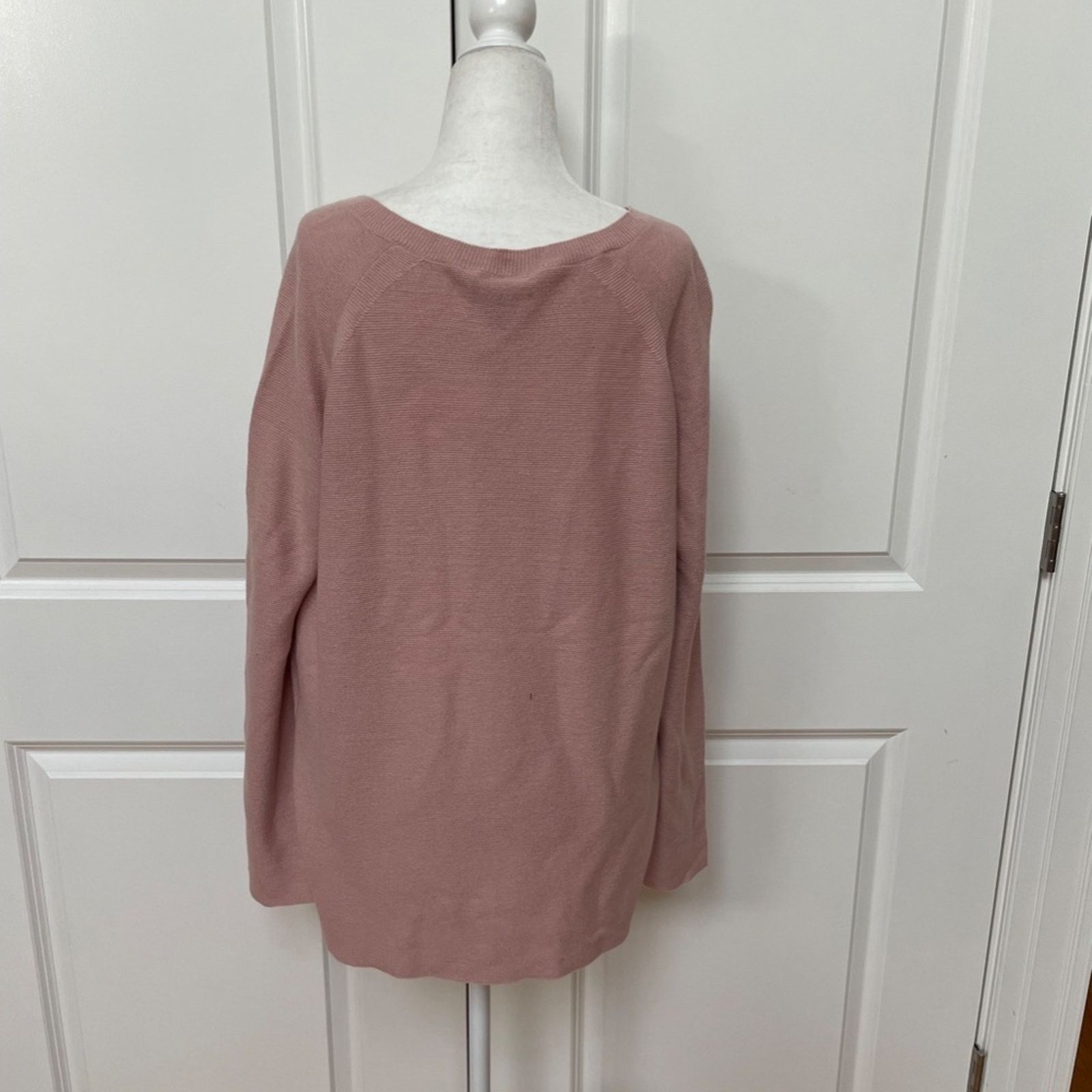 Eileen Fisher Jewel Neck Pullover Sweater from Eileen Fisher Size M / US 6-8 / IT 42-44 - 3 Thumbnail