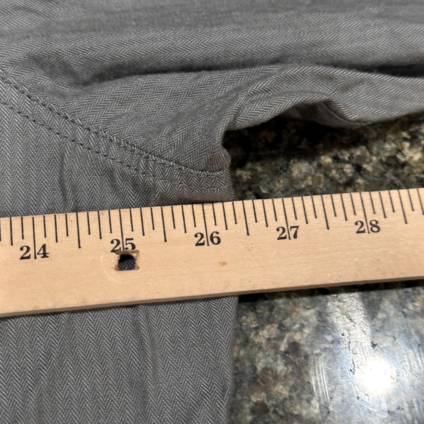 Eddie Bauer Eddie Bauer Shirt Men 2XL Gray Button-Up Classic Fit Workwear Outdoor Gorpcore Shirt Mens Gray 2XL Button-Up Outdoor Gorpcore Size US XXL / EU 58 / 5 - 5 Thumbnail