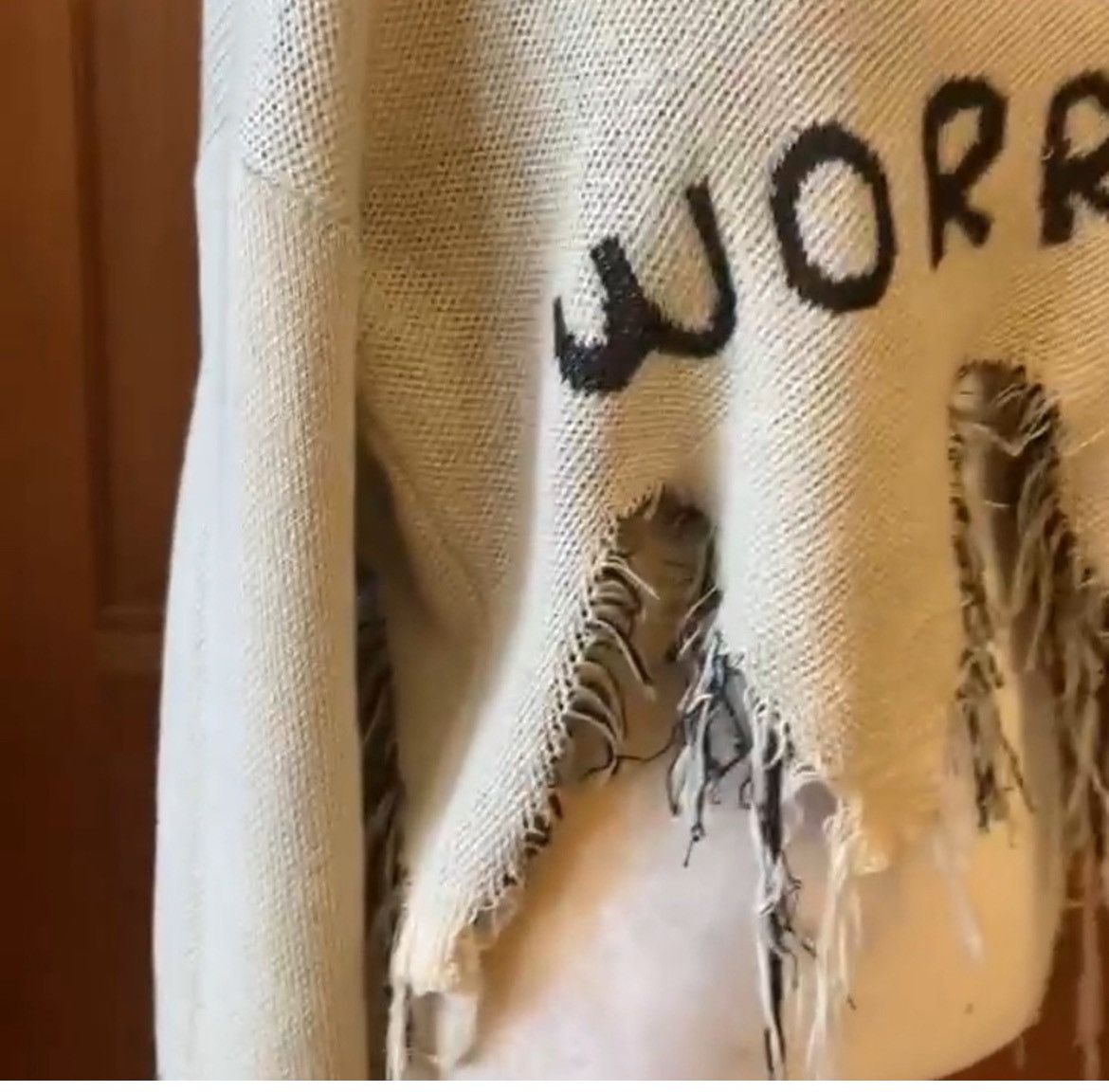 Designer × Other NWT, Women's Fringe Hem “No Worries” Crop Top Size M / US 6-8 / IT 42-44 - 6 Thumbnail
