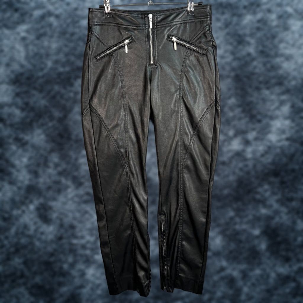 Urban Outfitters Urban Outfitters Black Faux Leather Pants With Zipper Details Size 2 Womens Size 26" / US 2 / IT 38 - 1 Thumbnail