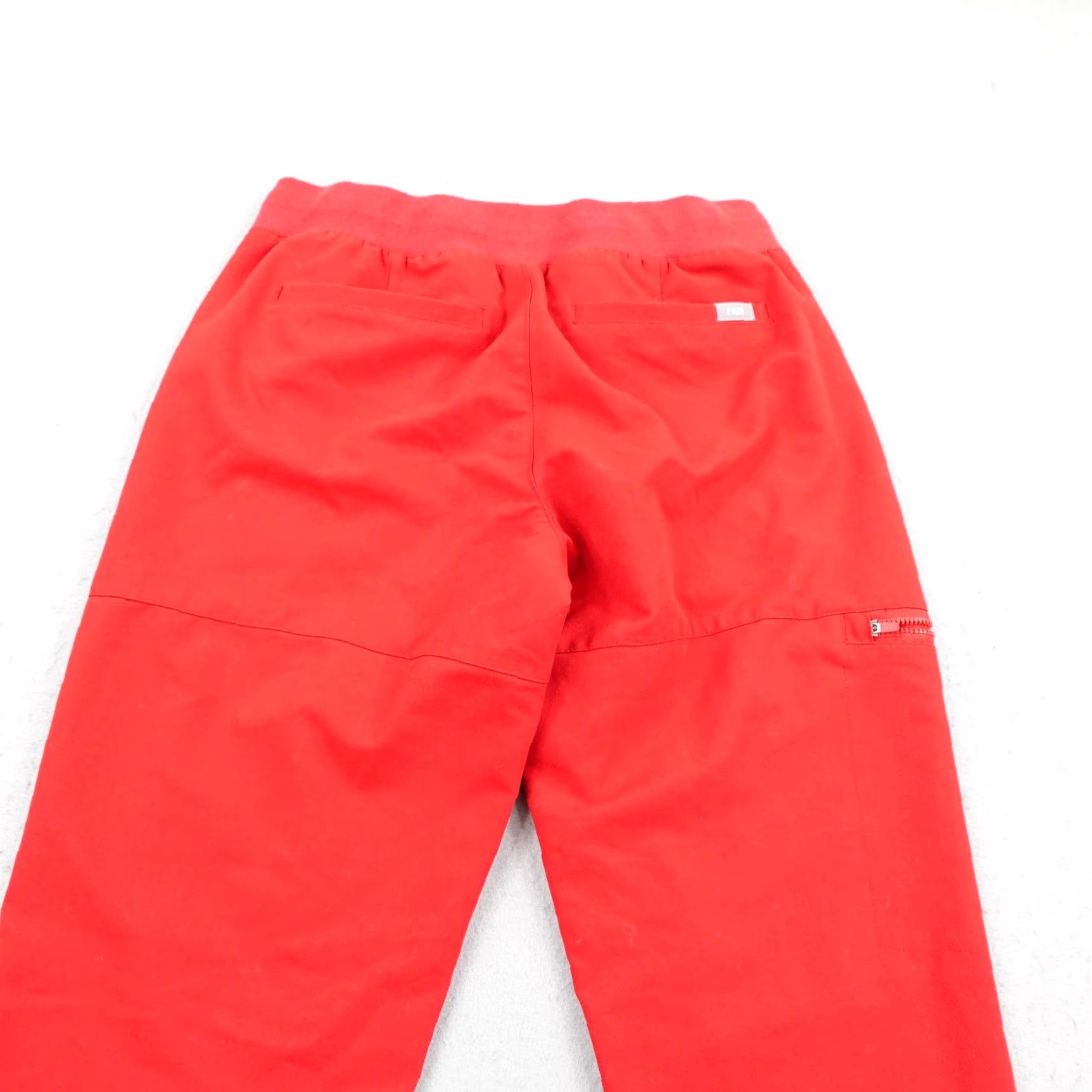 Vintage FIGS Scrub Pants Womens Small Red Manari Bottoms Medical Nurse Technical Scrubs Womens S Red Manari Bottoms FIGS Size 28" / US 6 / IT 42 - 5 Thumbnail