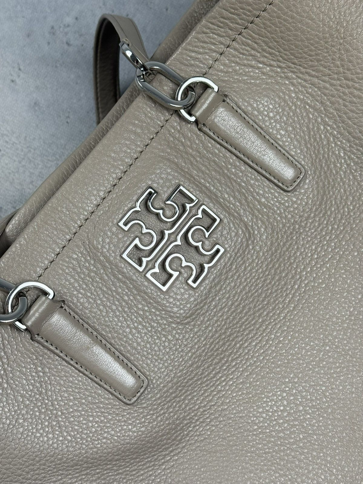 Tory Burch Tory Burch Pebbled Leather Tote Shoulder Bag Beige Large 00s Size ONE SIZE - 11 Thumbnail