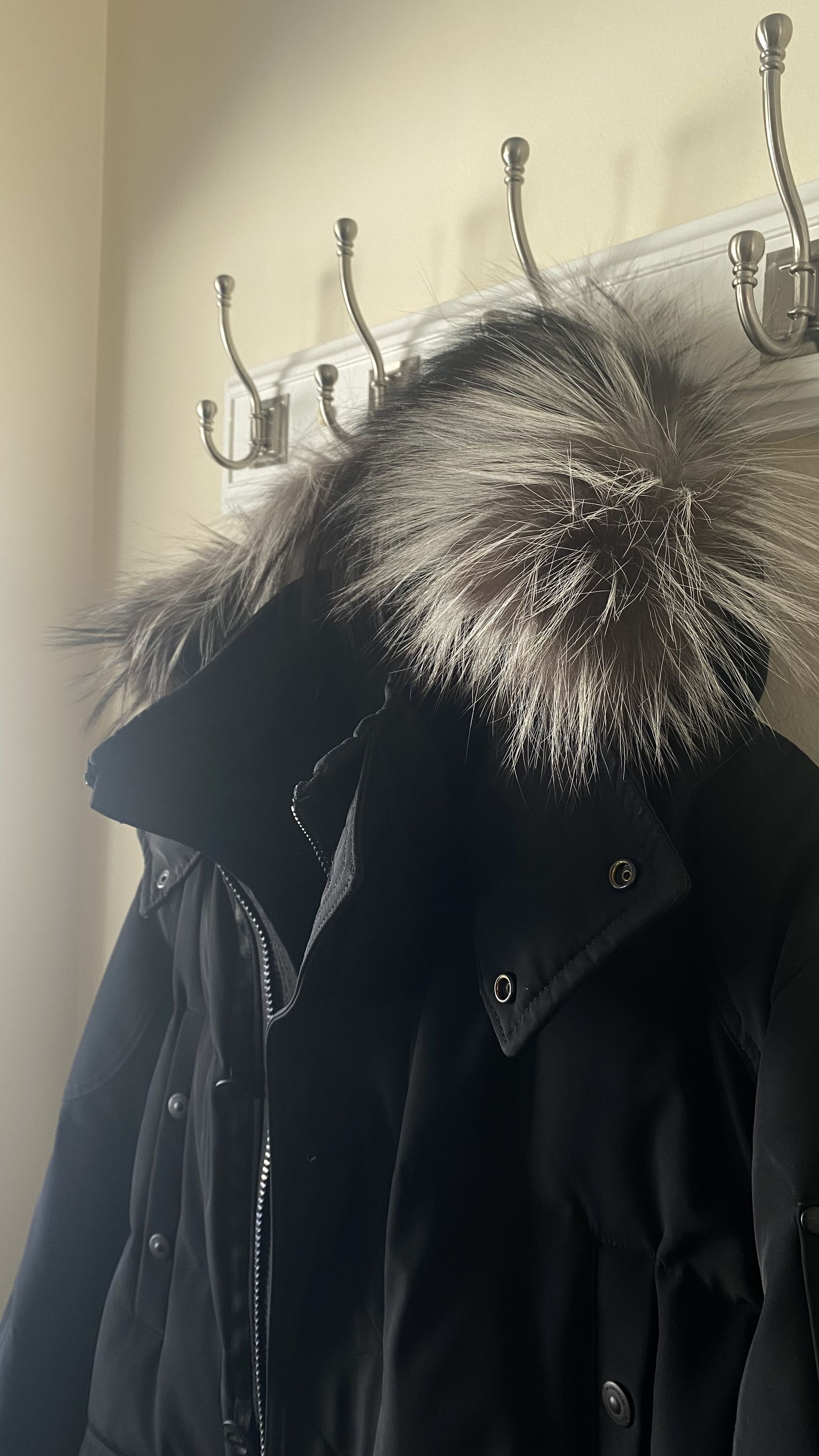 Moose Knuckles Moose Knuckles Men's Algonquin Jacket Black w Silver Fox Fur Size US XXL / EU 58 / 5 - 2 Thumbnail