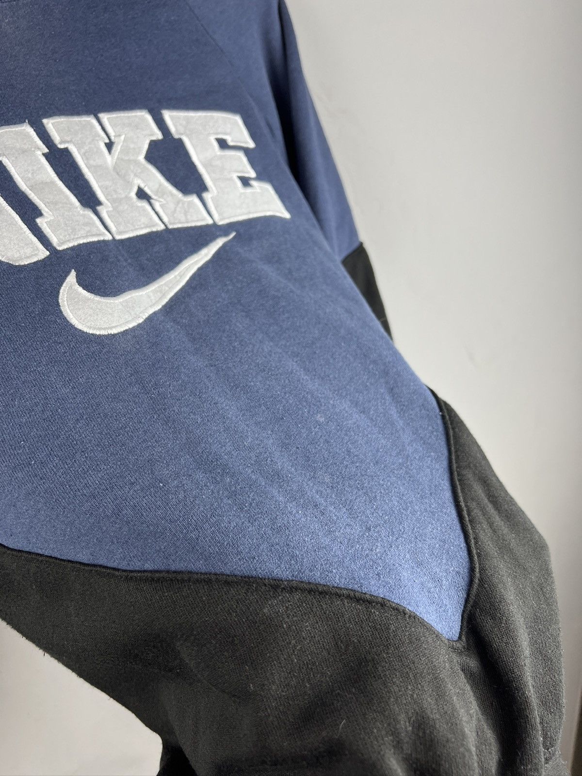 Nike 90s Nike Air Big Logo Vintage Y2K Sweatshirt Size US M / EU 48-50 / 2 - 6 Thumbnail