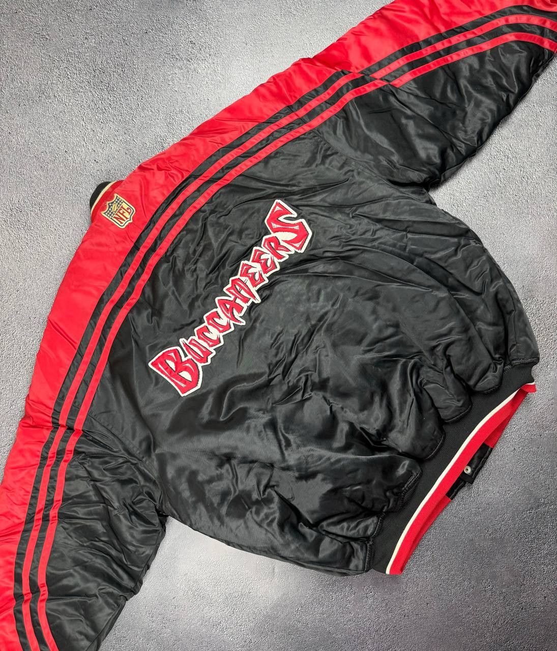 NFL NFL Pro Line Starter Buccaneers Jacket Vintage Bomber Size US L / EU 52-54 / 3 - 4 Thumbnail