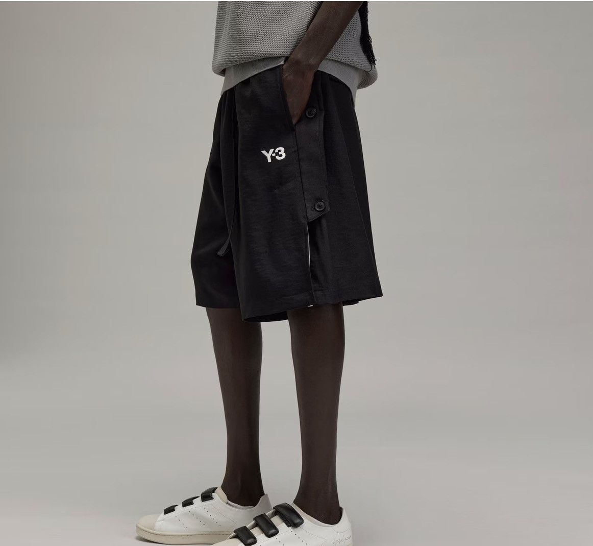 Y-3 Y-3 SPORT UNIFORM 3-STRIPES SHORTS (M Size) Size US 34 / EU 50 - 2 Thumbnail