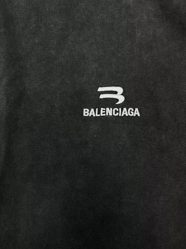 Balenciaga Balenciaga FW21 Sport B Embroidered Logo Short Sleeve T-Sh Size US S / EU 44-46 / 1 - 3 Thumbnail