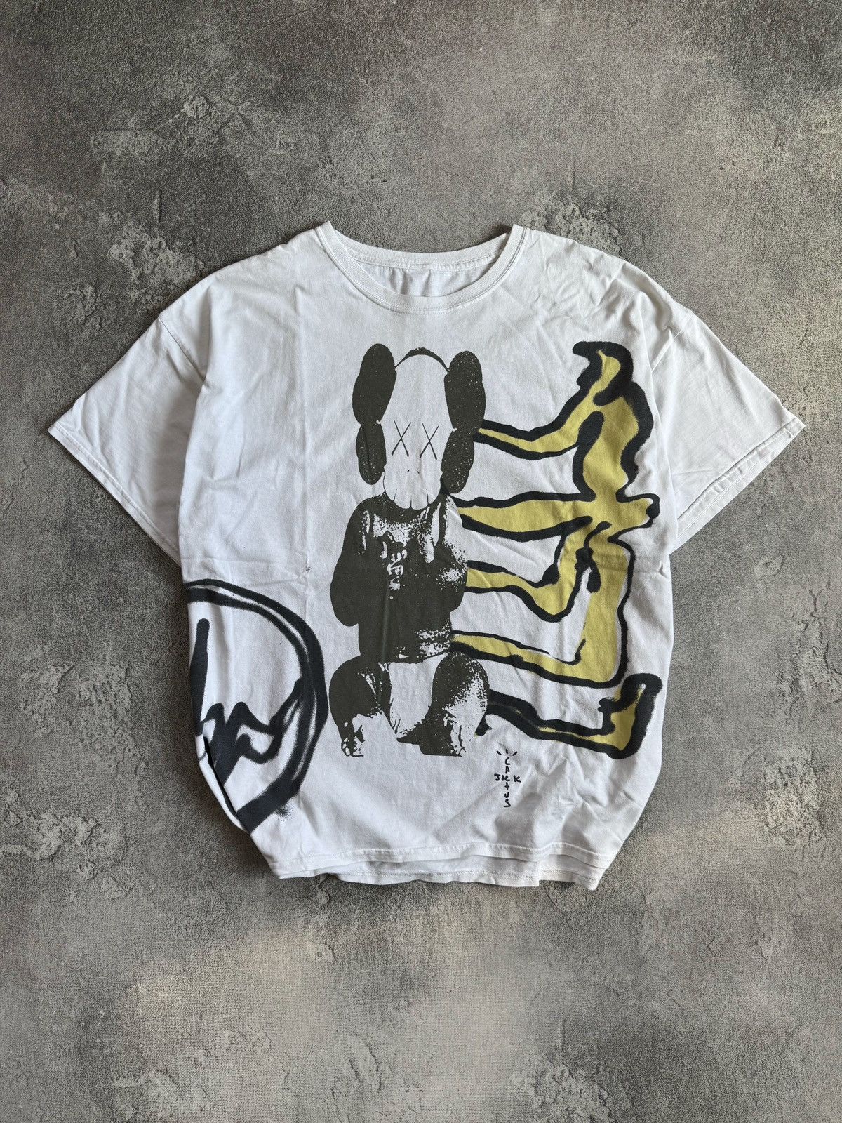 Travis Scott Travis Scott Cactus Jack x Kaws For Fragment T Shirt Sz XXL Size US XXL / EU 58 / 5 - 1 Thumbnail