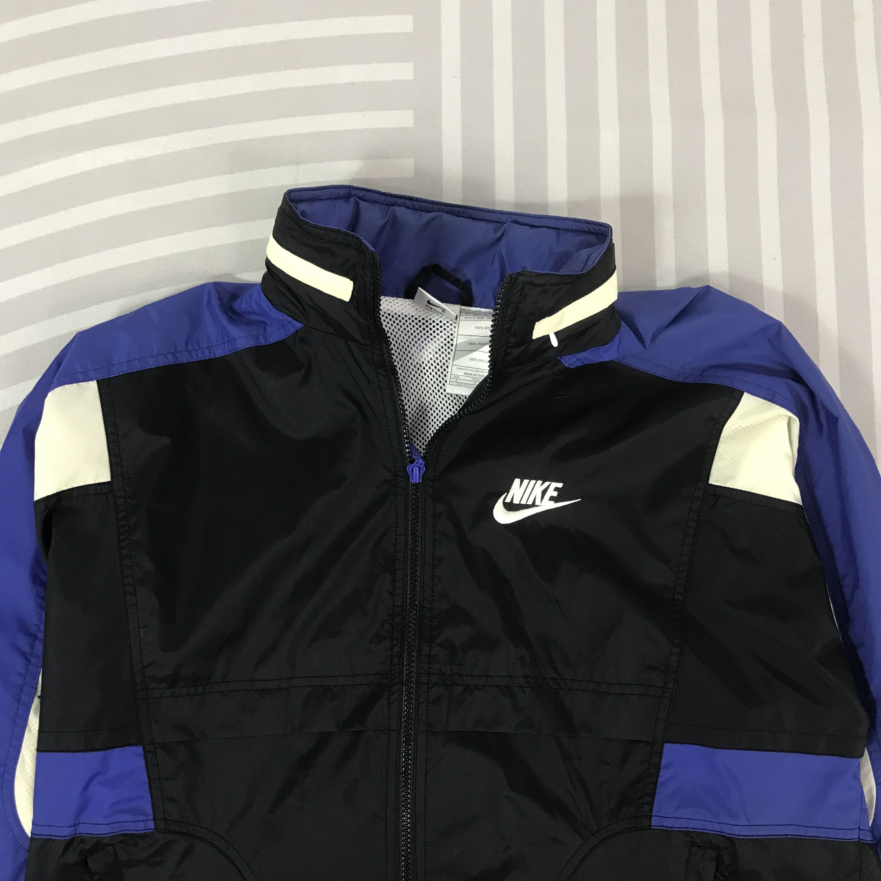 Nike Vintage 90s Nike outdoor light Jacket Size US S / EU 44-46 / 1 - 3 Thumbnail
