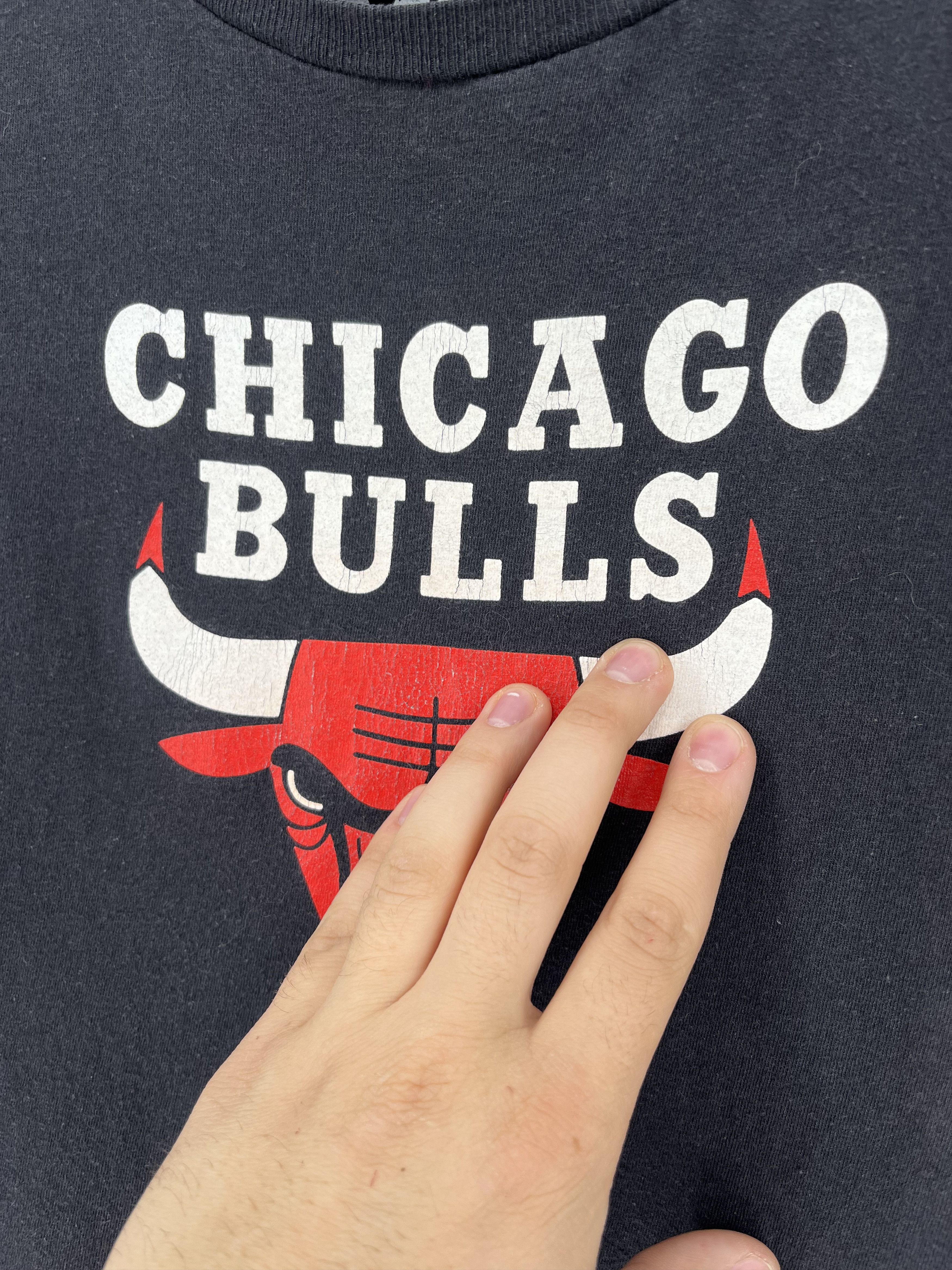 Adidas Adidas The Go To Tee Chicago Bulls T-Shirt Mens Medium Black Size US M / EU 48-50 / 2 - 7 Thumbnail