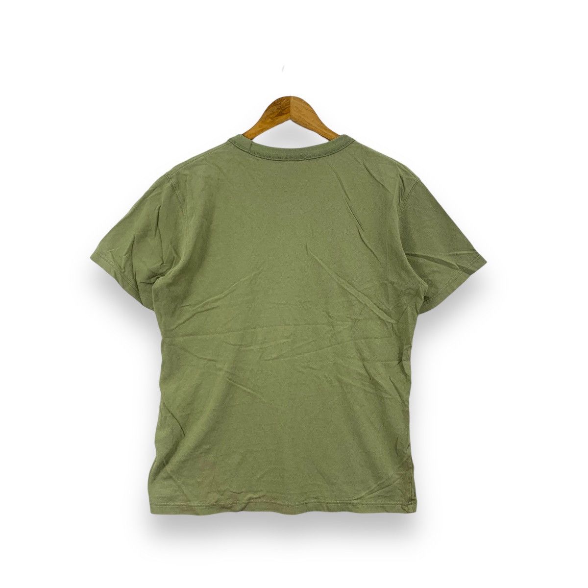 Uniqlo LEMAIRE x UNIQLO COLLECTION Plain Lime Green Tee Shirt Size US M / EU 48-50 / 2 - 3 Thumbnail