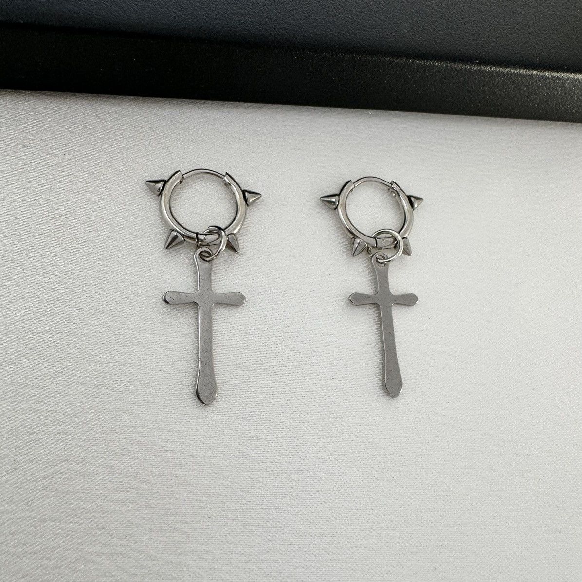 Other Cross Dangle Drop Earrings for Men Women Size ONE SIZE - 2 Thumbnail