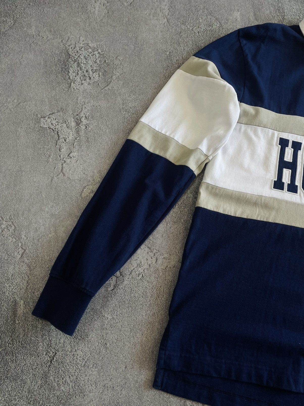 Mitchell & Ness Mitchell & Ness Georgetown HOYAS NCAA Long Sleeve Big LoGo Size US S / EU 44-46 / 1 - 7 Thumbnail