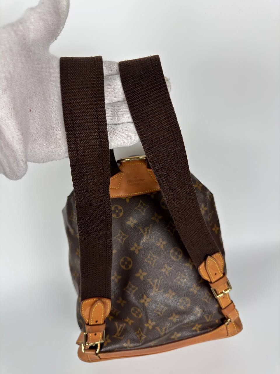 Louis Vuitton Louis Vuitton Montsouries Monogram Backpack Size ONE SIZE - 7 Thumbnail