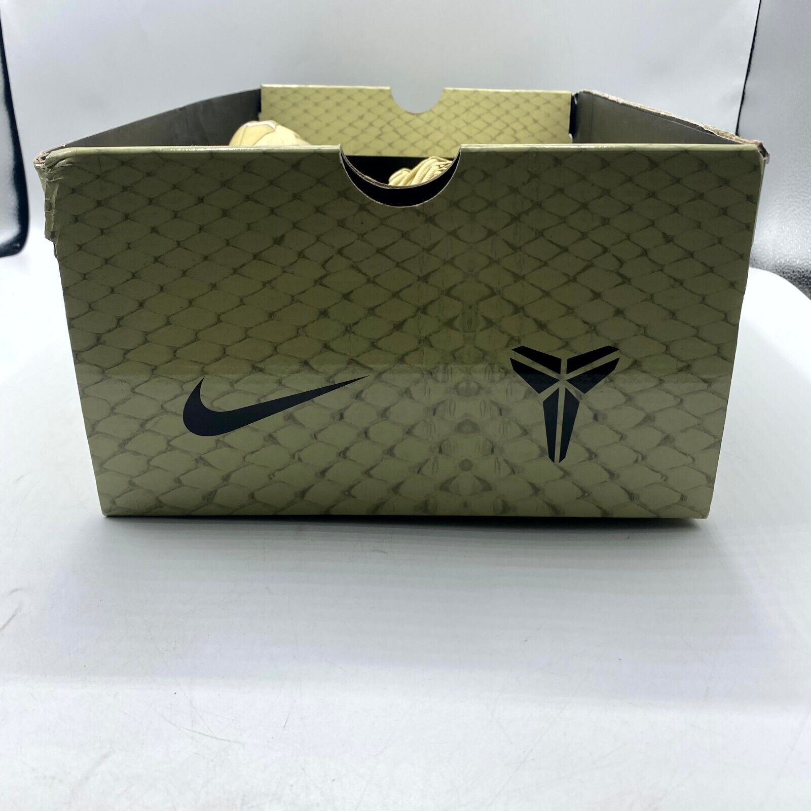 Nike NEW Nike Kobe AD Exodus Promo Khaki Desert Army AT3874-702 Size US 15 / EU 48 - 11 Thumbnail