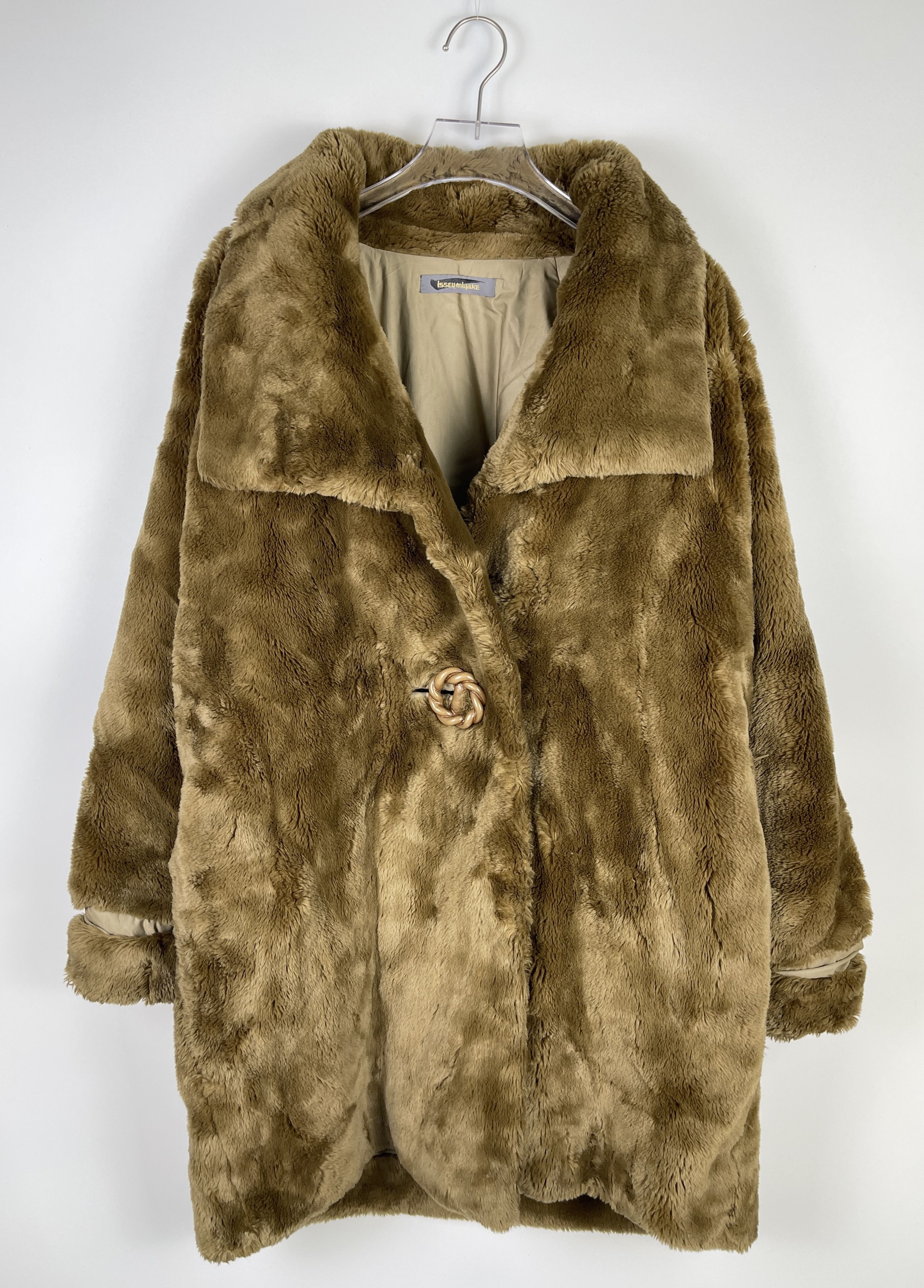 Issey Miyake 1970's Heavy Fur Teddy Coat Size US XL / EU 56 / 4 - 1 Thumbnail