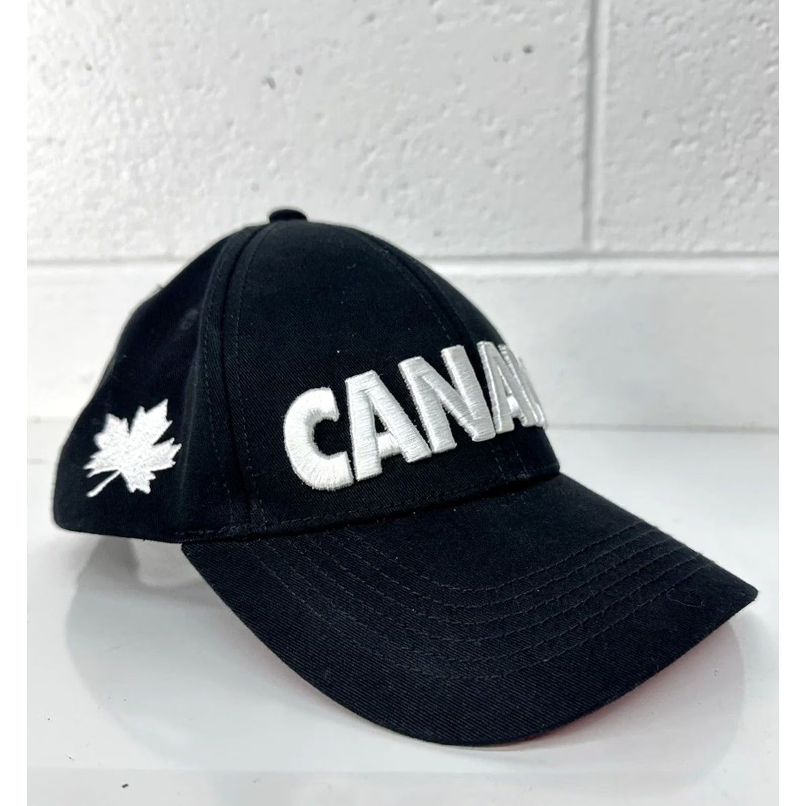 Vintage HUDSON'S BAY COMPANY Hat Black Embroidered Maple Leaf / NEW Baseball Cap Men One Size Black Size ONE SIZE - 2 Thumbnail
