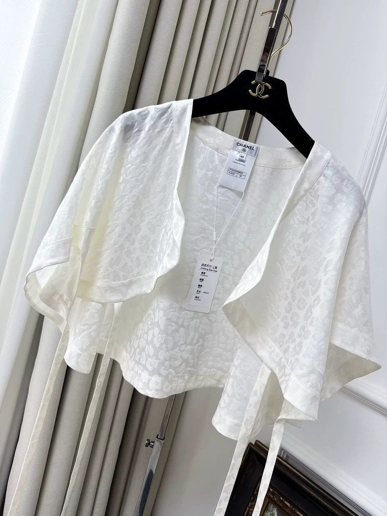 Chanel Chanel 23A white dark pattern lapel cloak silk cardigan co Size S / US 4 / IT 40 - 1 Thumbnail