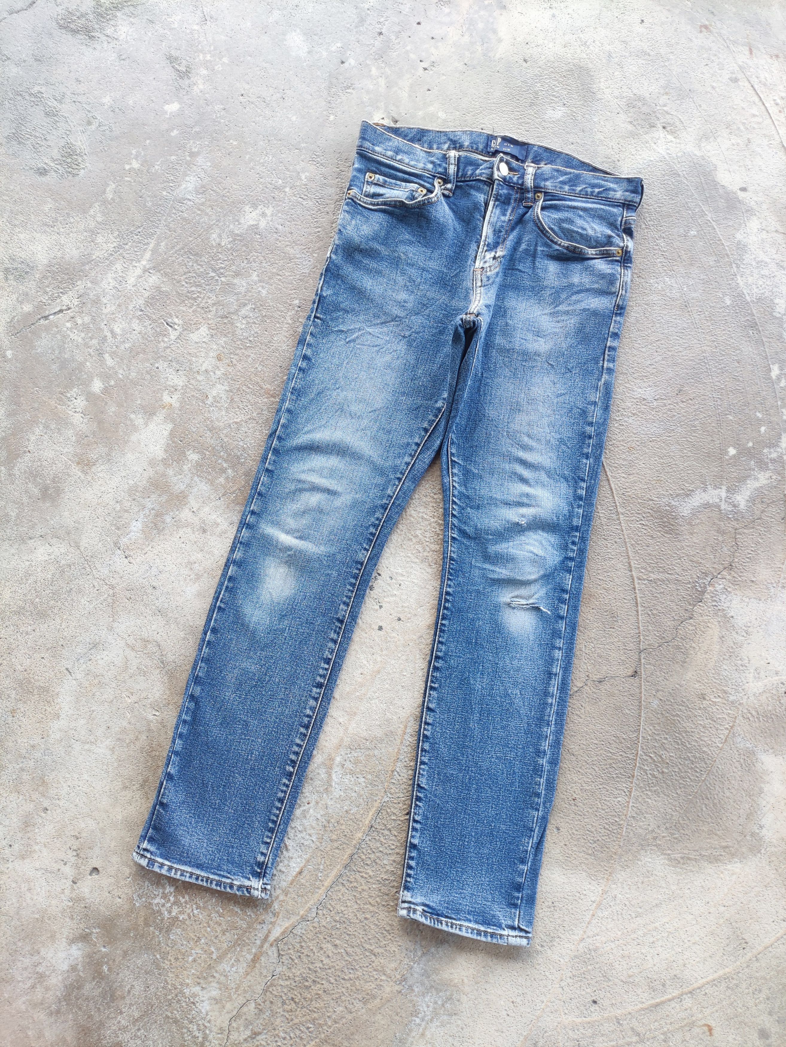 Gap Vintage GAP Slim Distress Faded Denim Pants Size US 31 - 2 Thumbnail