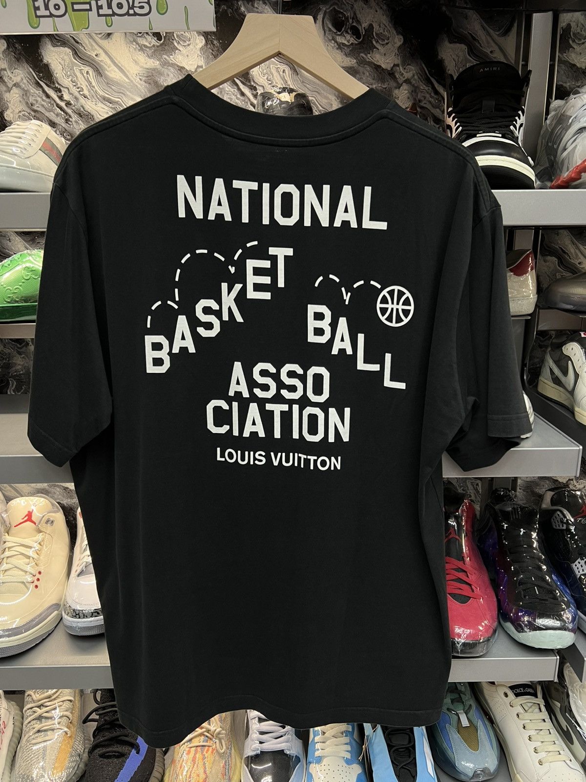 Louis Vuitton Louis Vuitton x Virgil Basketball Tee Size US XXL / EU 58 / 5 - 2 Thumbnail