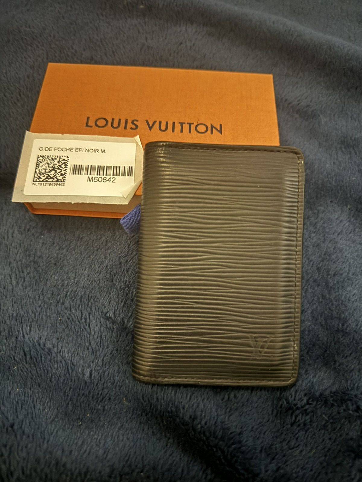 Louis Vuitton Black Epi Pocket Organizer Size ONE SIZE - 1 Thumbnail