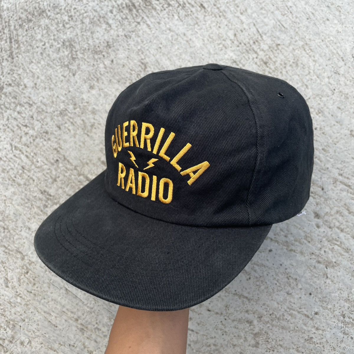Band Tees × Rage Against The Machine Guerrilla radio (RATM song) x espionage snapback hat Size ONE SIZE - 2 Thumbnail