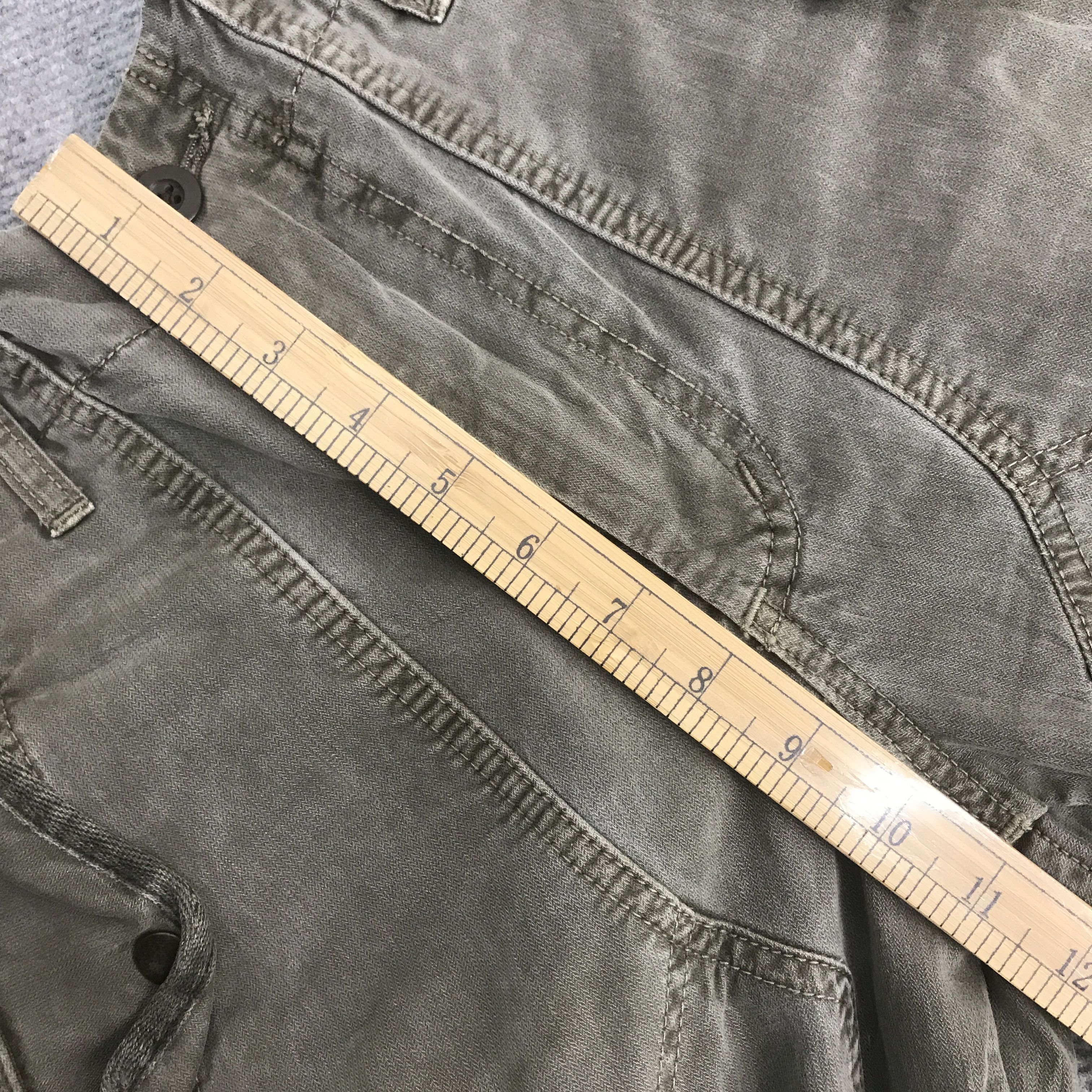 Jun Takahashi × Uniqlo Rare Cargo uniqlo gray multi pocket pants Size US 28 / EU 44 - 8 Thumbnail