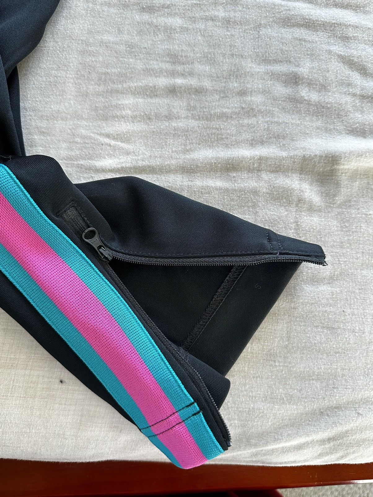 Nike Nike Miami South Beach Tribute Pants Size US 30 / EU 46 - 4 Thumbnail