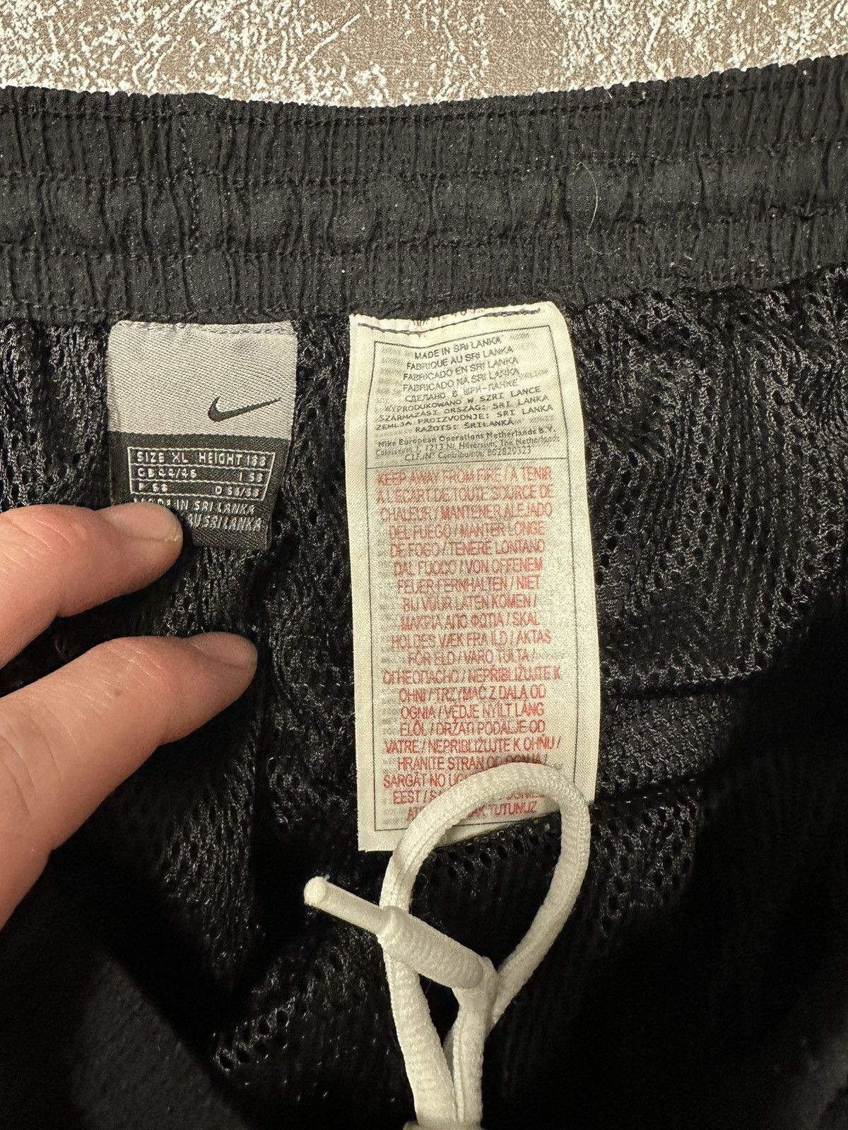 Nike Nike Performance Tracksuit Nylon Baggy Mini Ligo Size US 34 / EU 50 - 4 Thumbnail