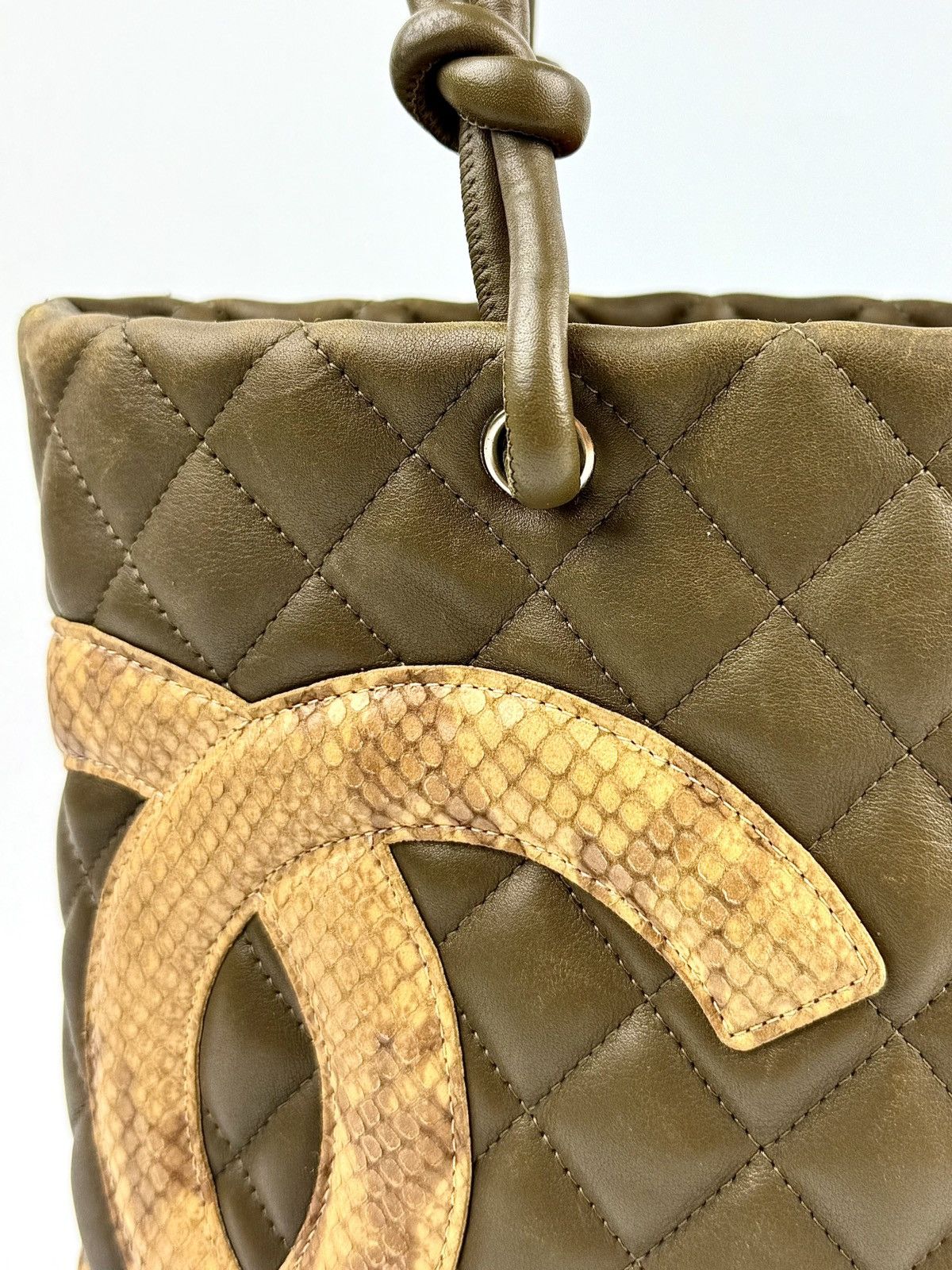 Chanel Chanel - 04 - Army Green - Trashed - Mini - Python - Cambon Size ONE SIZE - 6 Thumbnail