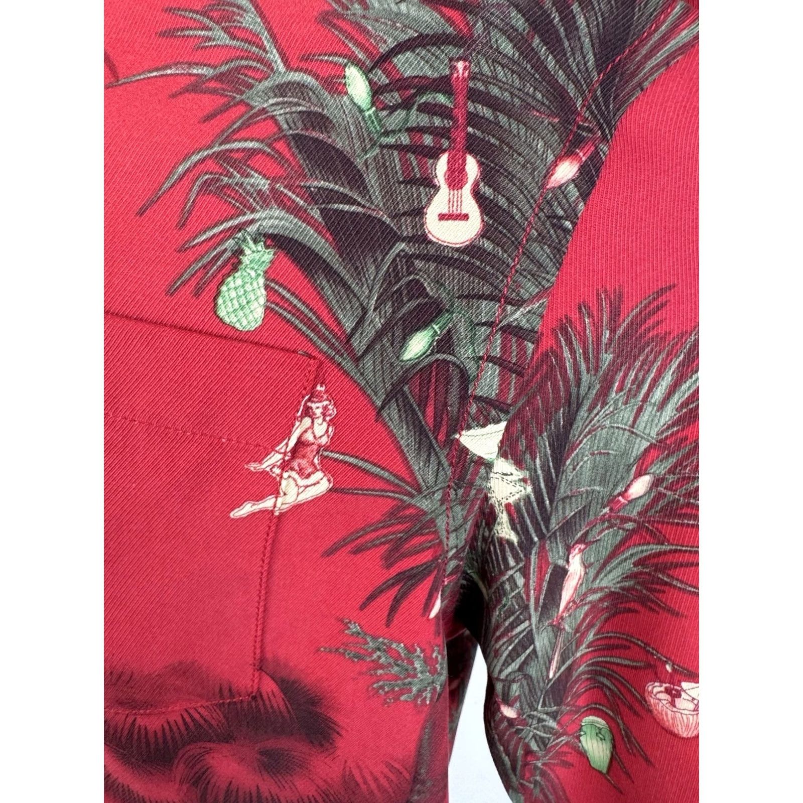 Tommy Bahama TOMMY BAHAMA HULA SHIRT Wool Silk Christmas Gift Tree M Aloha Shirt Red Short Sleeve Mens M Size US M / EU 48-50 / 2 - 3 Thumbnail