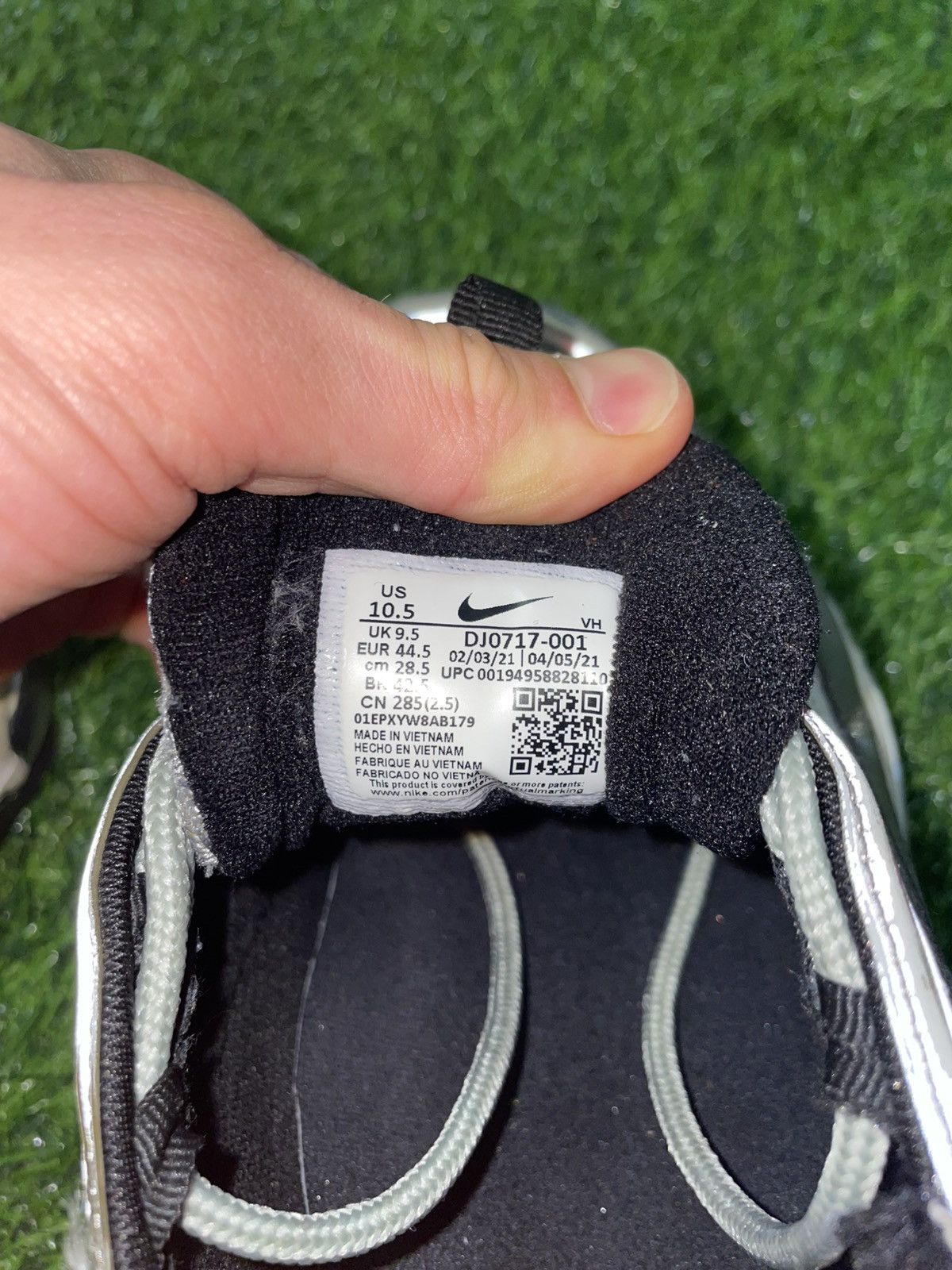 Nike Nike Air Max 97 Silver Violet Size 10.5 Size US 10.5 / EU 43-44 - 7 Thumbnail