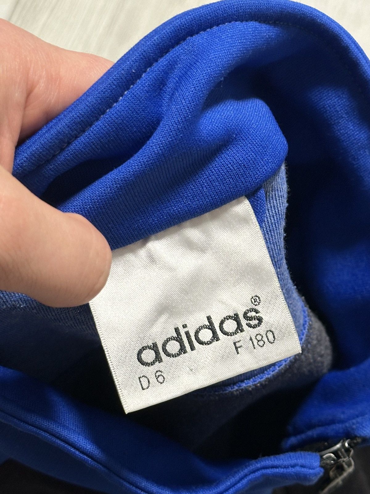 Adidas Vintage Adidas Track Sport Jacket Men Full Zip Retro Y2K Size US M / EU 48-50 / 2 - 5 Thumbnail