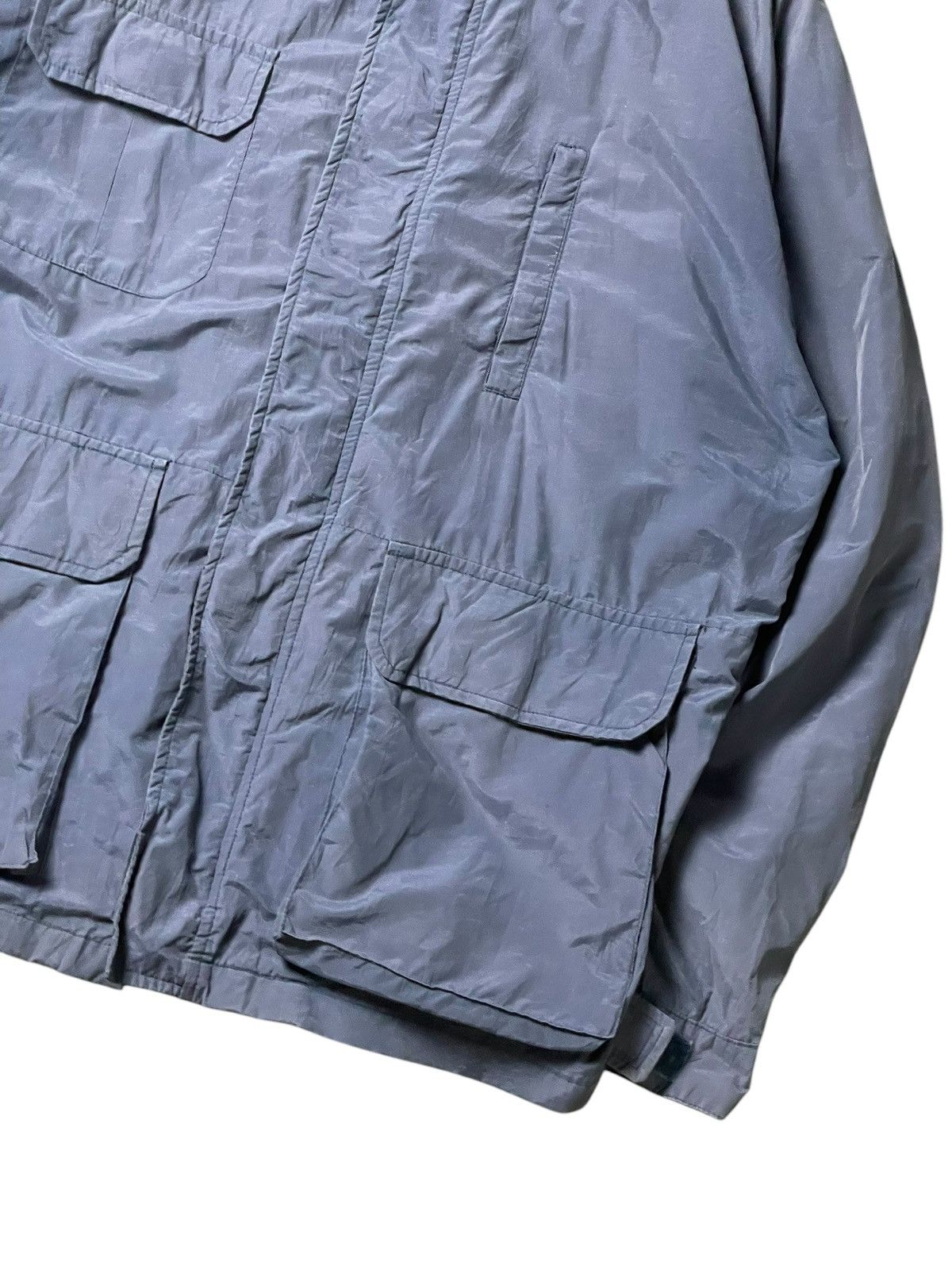 Japanese Brand × Levi's × Vintage Vintage LEVIS Multi pocket Hooded Windbreaker (95) Size US L / EU 52-54 / 3 - 4 Thumbnail