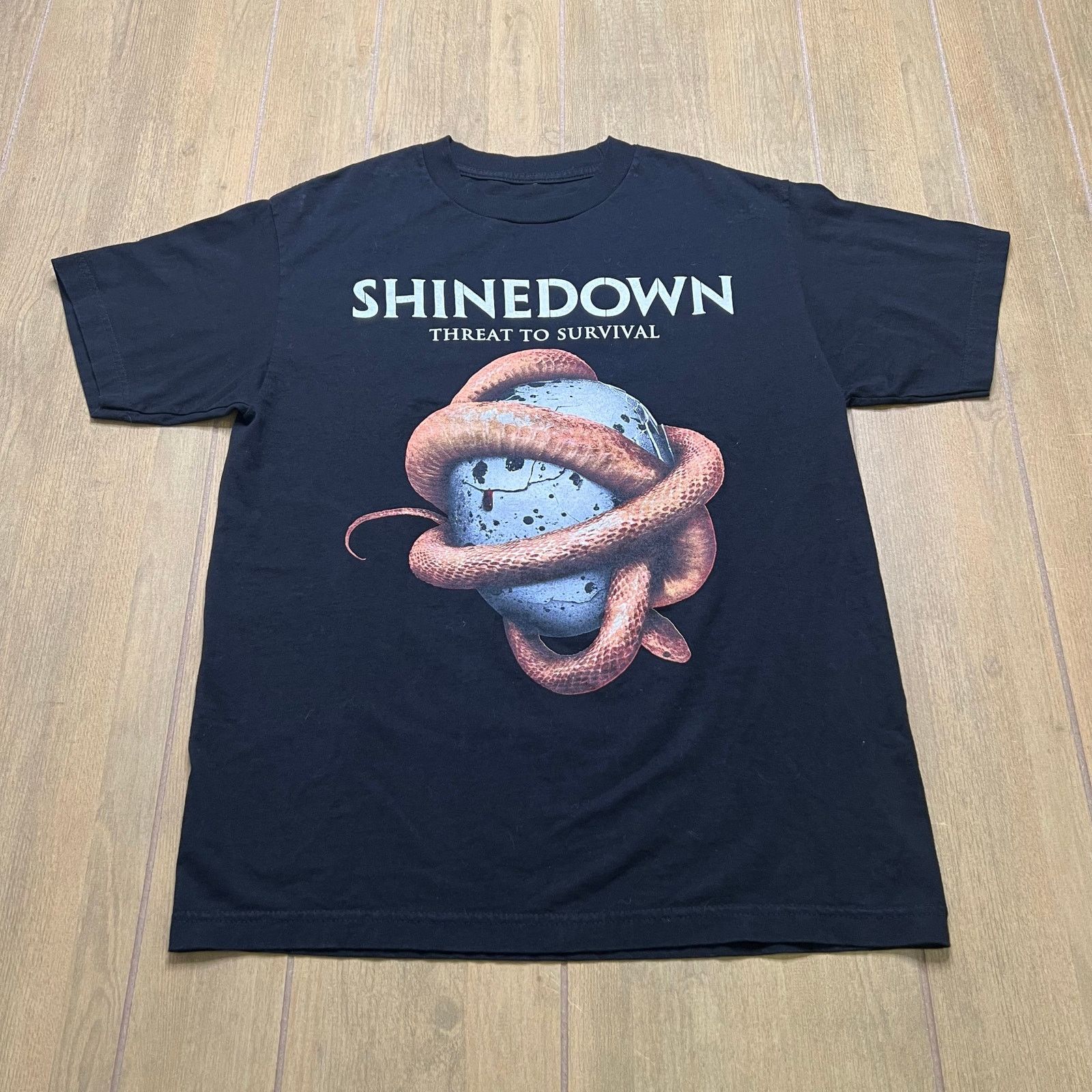 Vintage Shinedown Threat To Survival Tour 2017 Band T Shirt M/L Size US M / EU 48-50 / 2 - 1 Thumbnail
