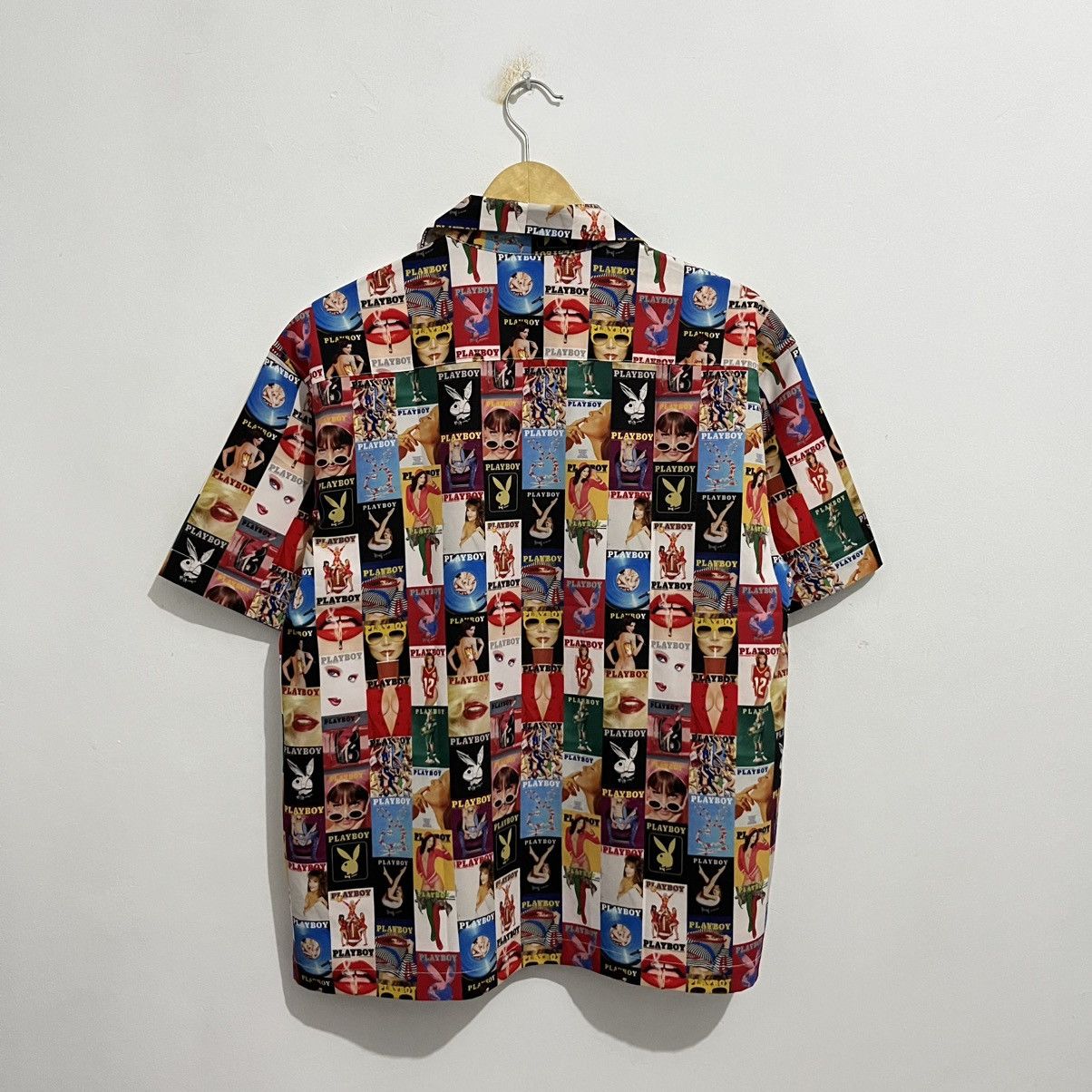 Playboy Y2k Playboy Magazine Cover Print Button Up Shirt Size US M / EU 48-50 / 2 - 10 Thumbnail