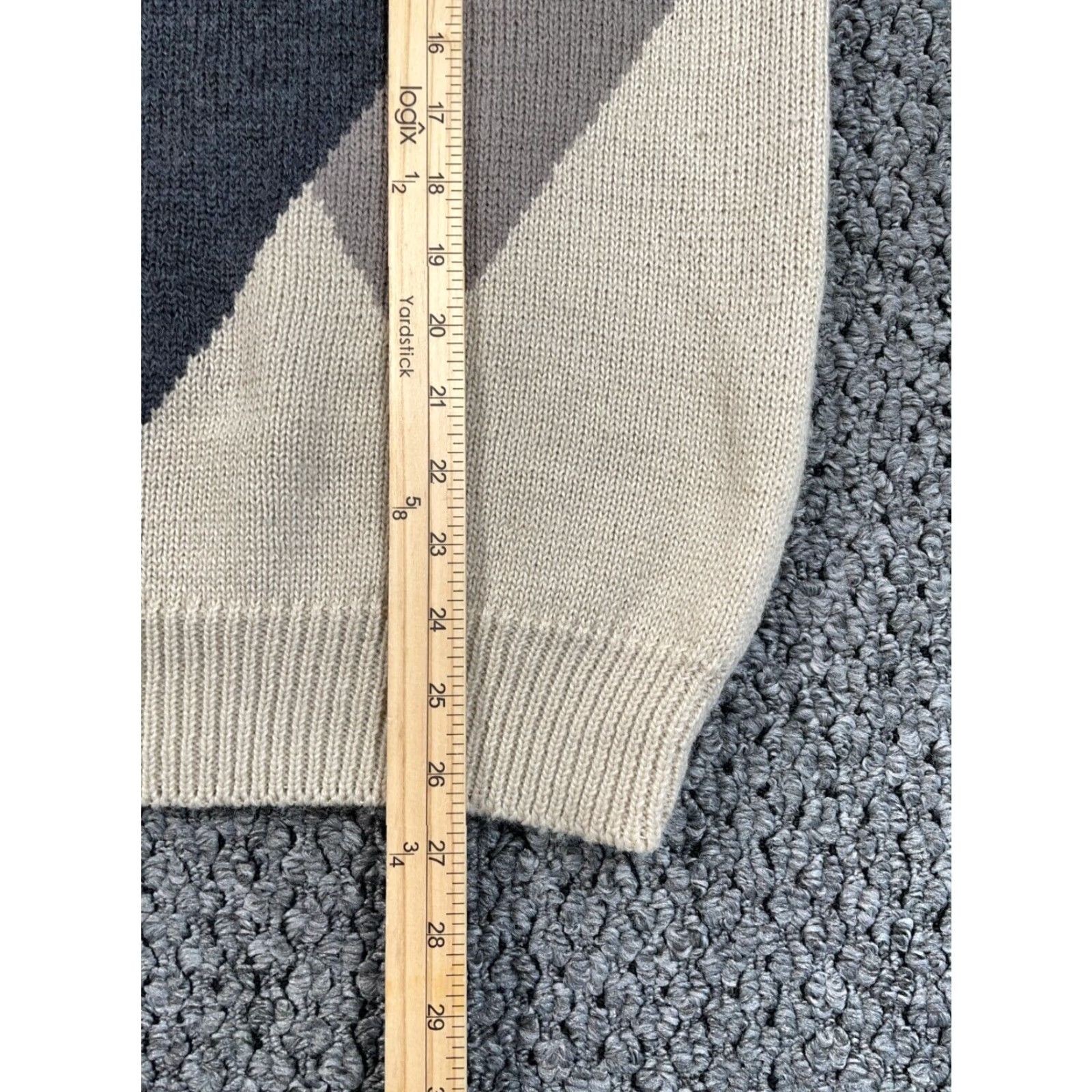 Vintage VINTAGE Argyle Sweater Adult Medium Beige Wool Acrylic Knit Aggio Pattern 90s Preppy Retro Casual Pullover Mens Size US M / EU 48-50 / 2 - 7 Thumbnail