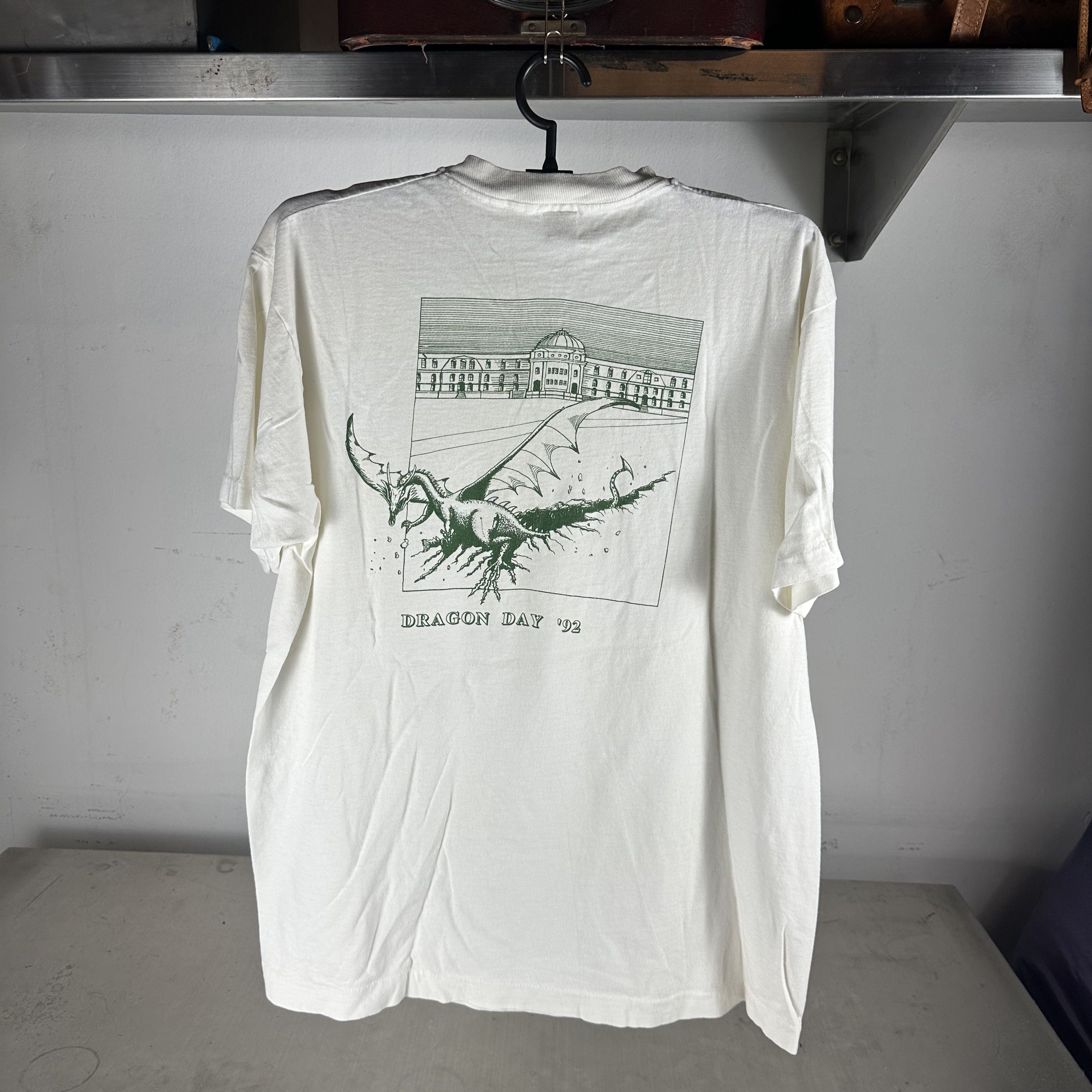 Vintage 1992 Cornell University Architecture Dragon Day T-shirt Size US XL / EU 56 / 4 - 1 Thumbnail