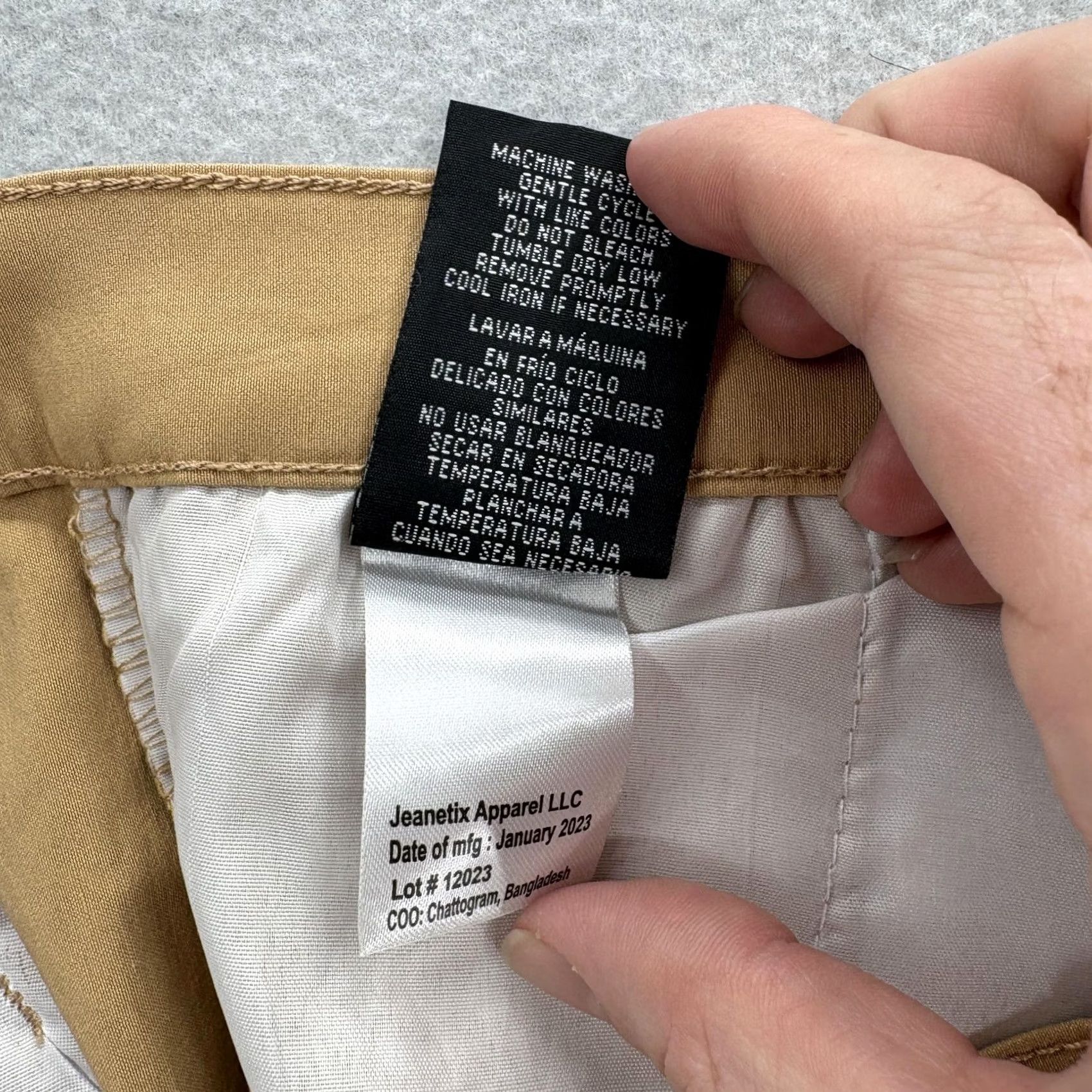 Mossimo Mossimo Jogger Pants Mens 36 Beige Slim Fit Inseam 29 Moisture Wicking NWT Tech Size US 36 / EU 52 - 7 Thumbnail