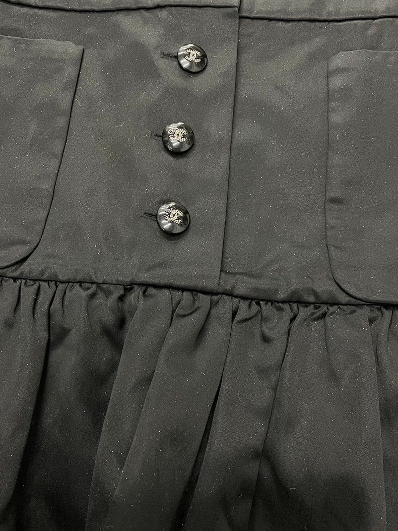 Chanel Chanel Black shiny diamond buckle pleated skirt Size 25" / US 0 / IT 36 - 2 Thumbnail