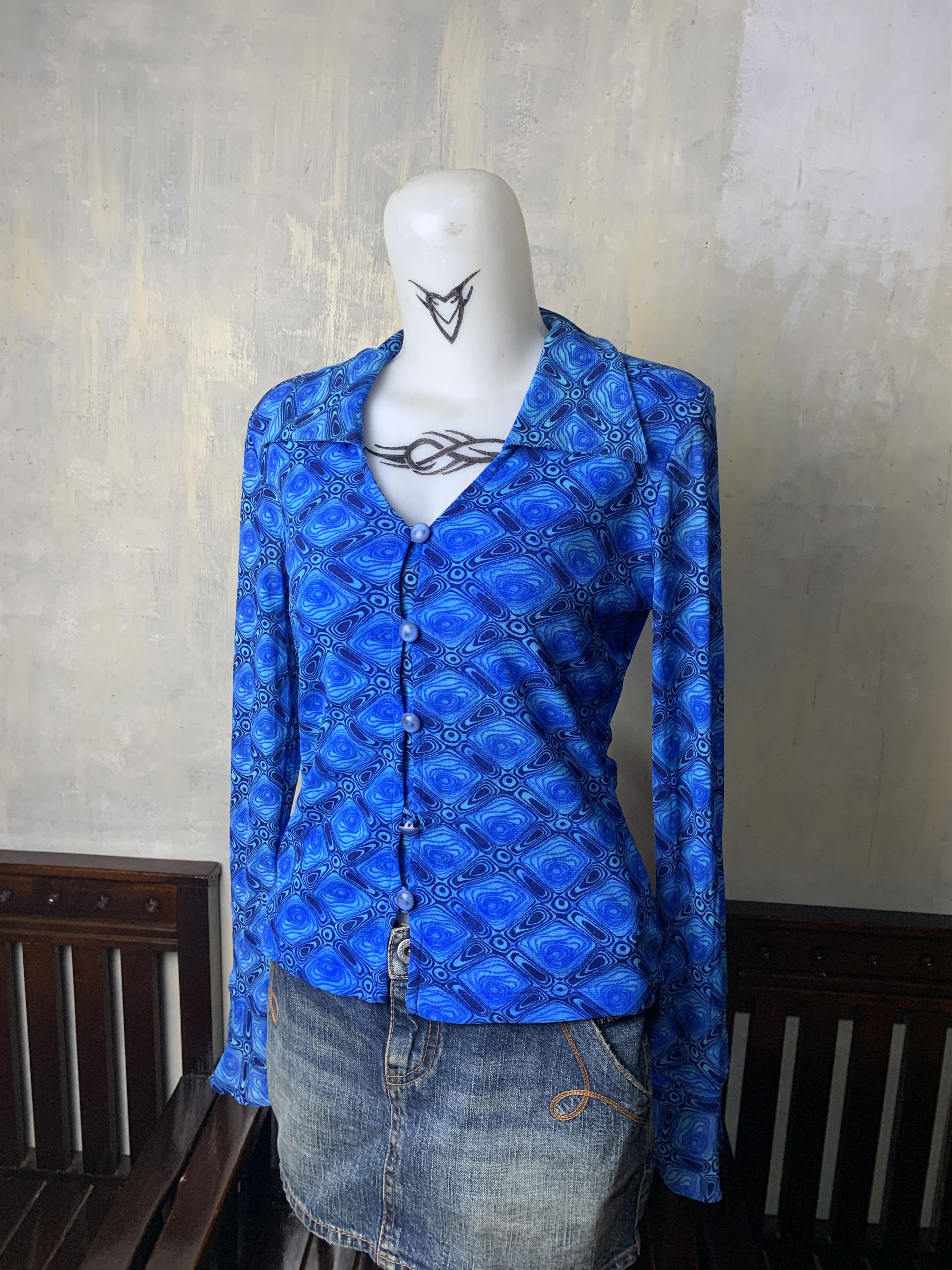 Japanese Brand Gold Line Printed Button up Mesh Top (S) Size S / US 4 / IT 40 - 2 Thumbnail