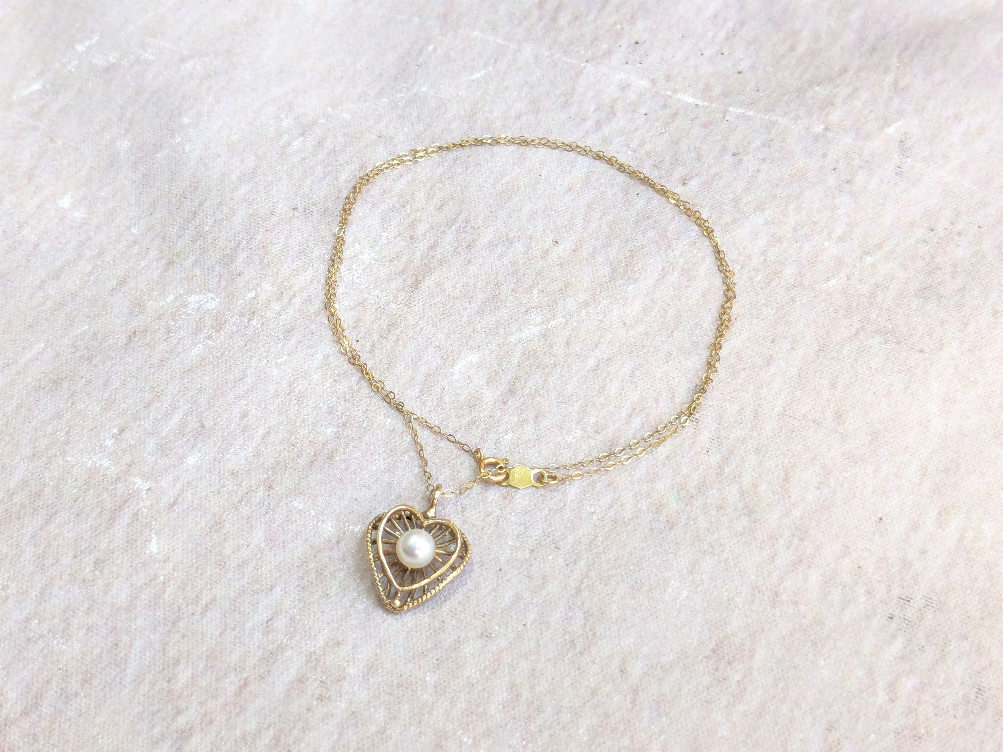 Jewelry Vintage 10k Gold Necklace Heart Pearl 17" Size ONE SIZE - 1 Thumbnail