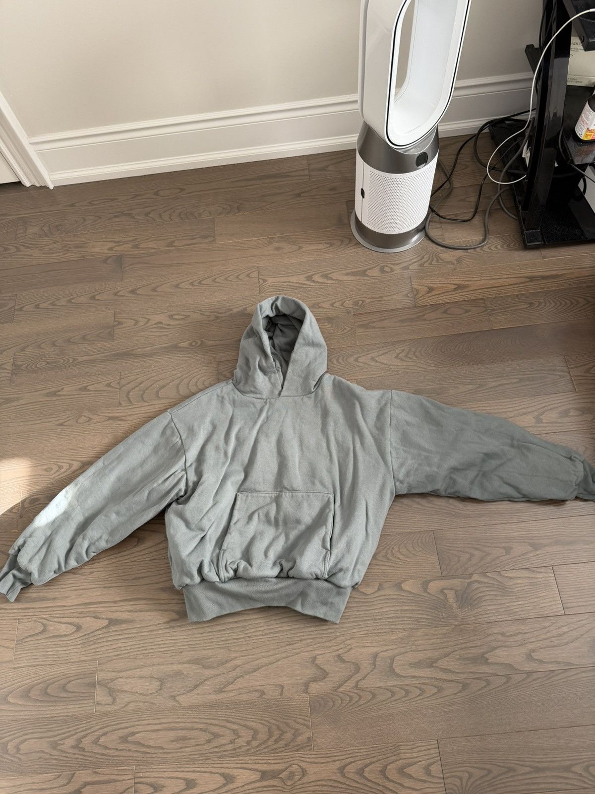 Kanye West × Los Angeles Apparel Kanye West Vision sample - size Large Size US L / EU 52-54 / 3 - 1 Thumbnail
