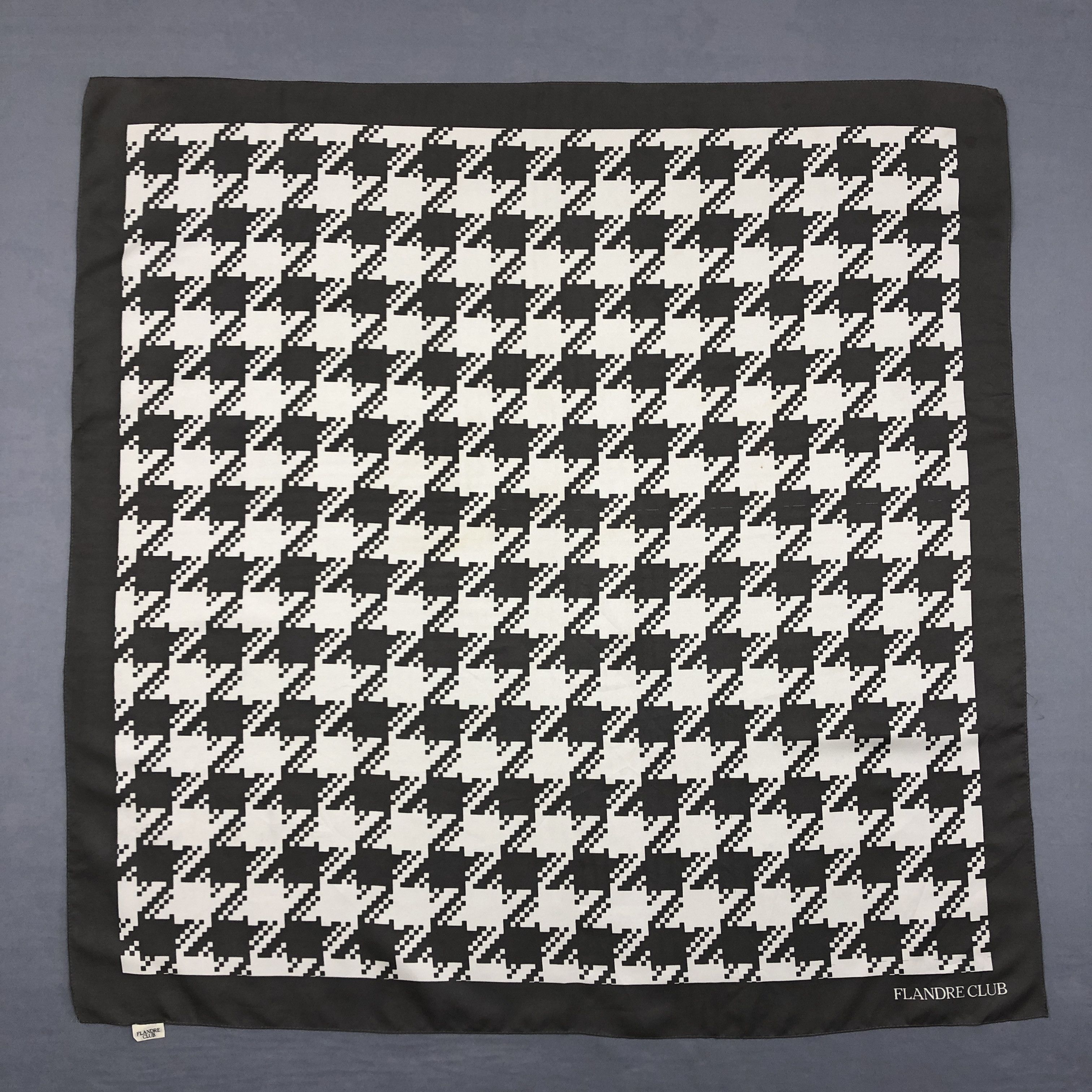 Japanese Brand Vintage Houndstooth SILK Scarf Twill Stole Wraps Scarves Size ONE SIZE - 1 Thumbnail