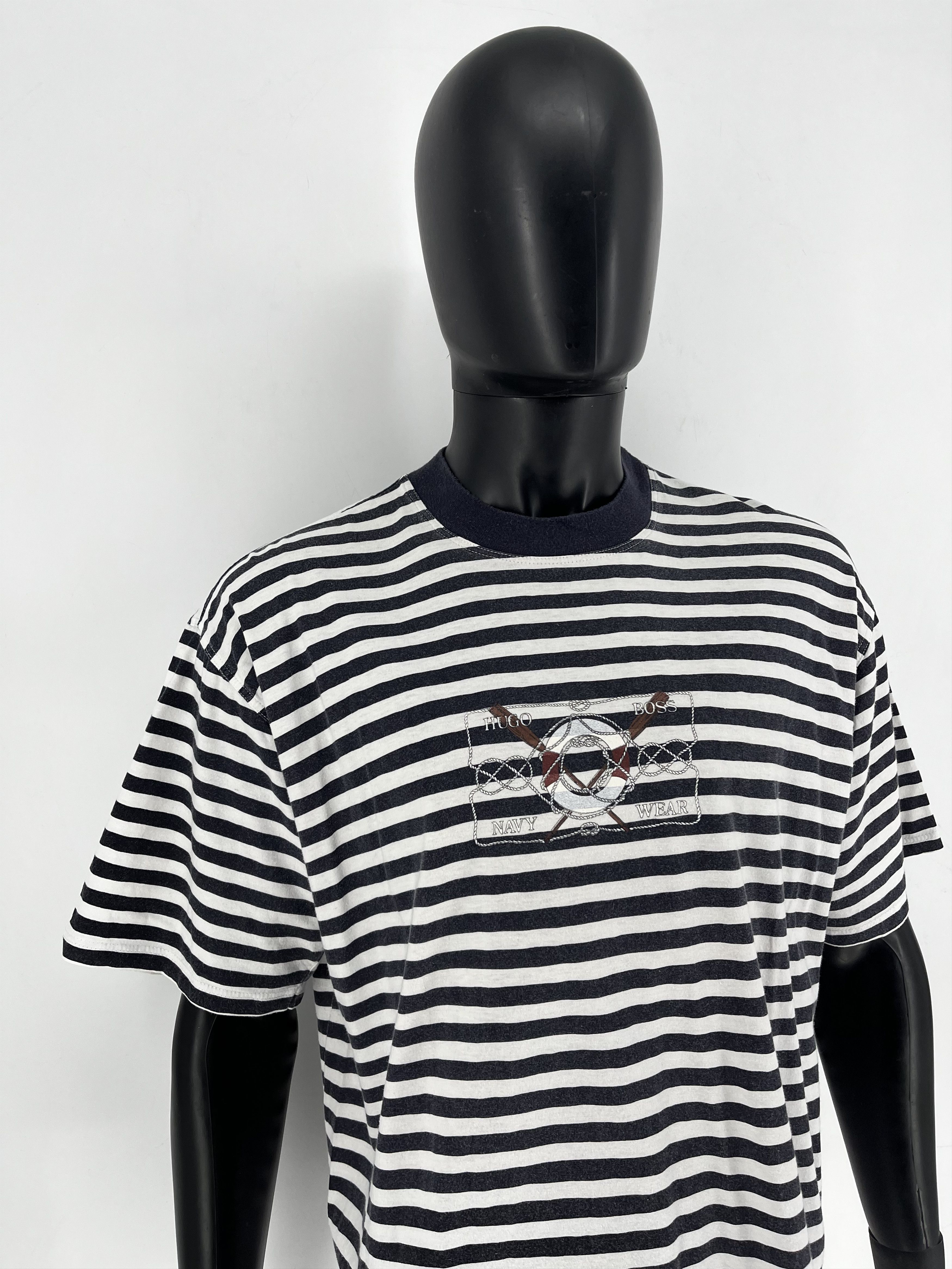 Hugo Boss Vintage Hugo Boss Nawy Wear 80s 90s Big Logo Tee Spell Out Size US XXL / EU 58 / 5 - 4 Thumbnail