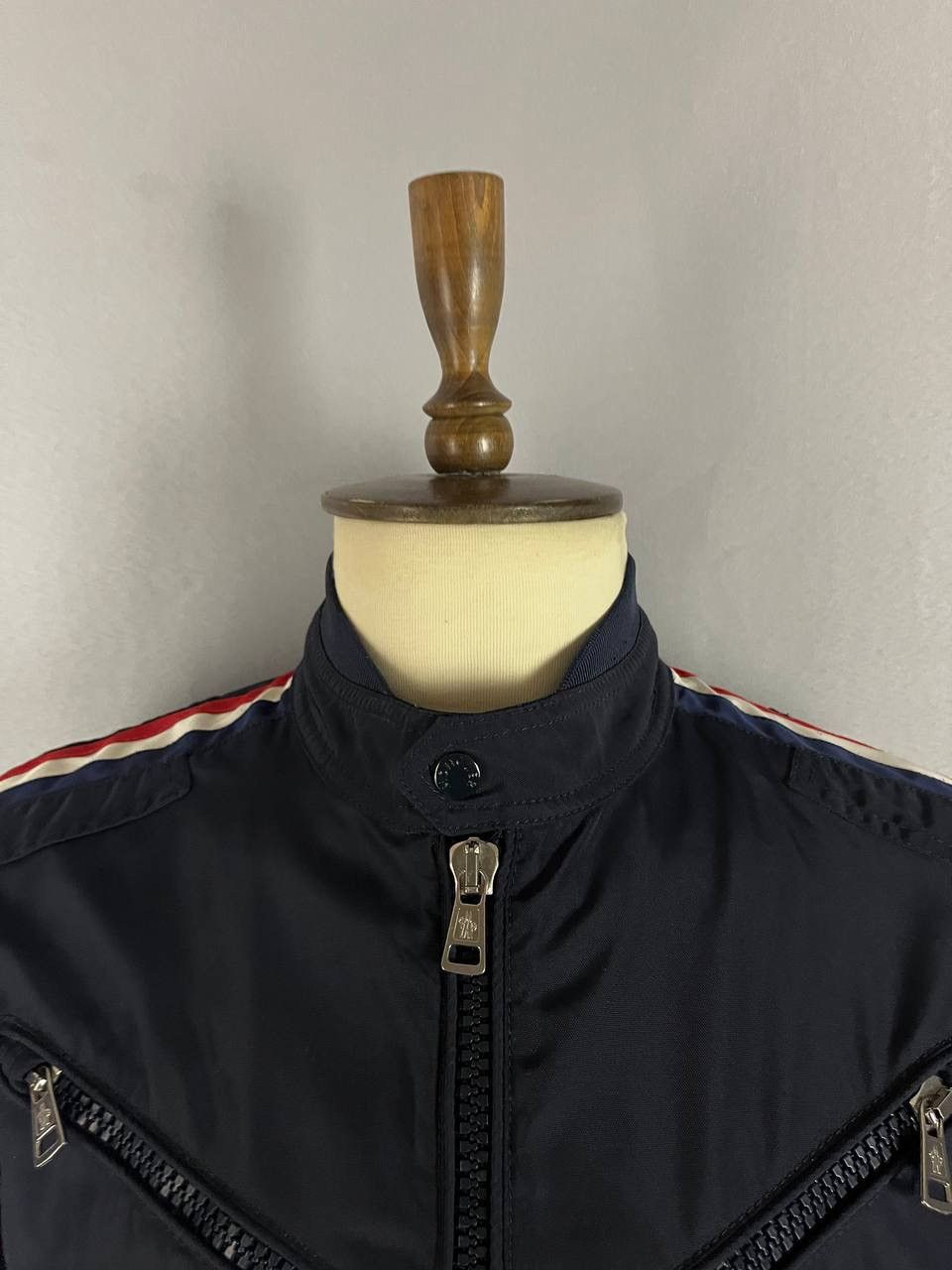 Moncler Moncler Jacket Navy Size US L / EU 52-54 / 3 - 3 Thumbnail